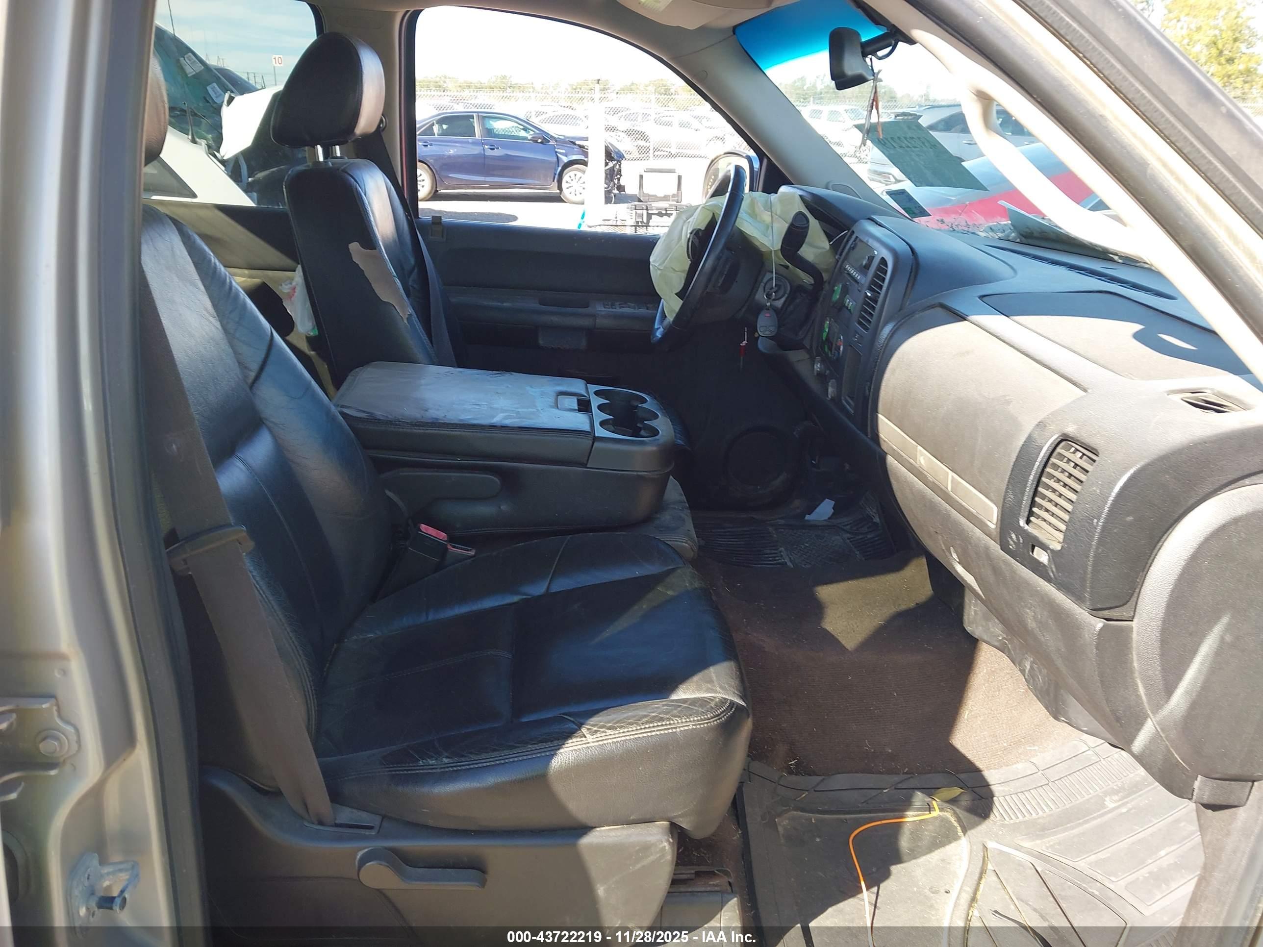 GMC SIERRA image 5