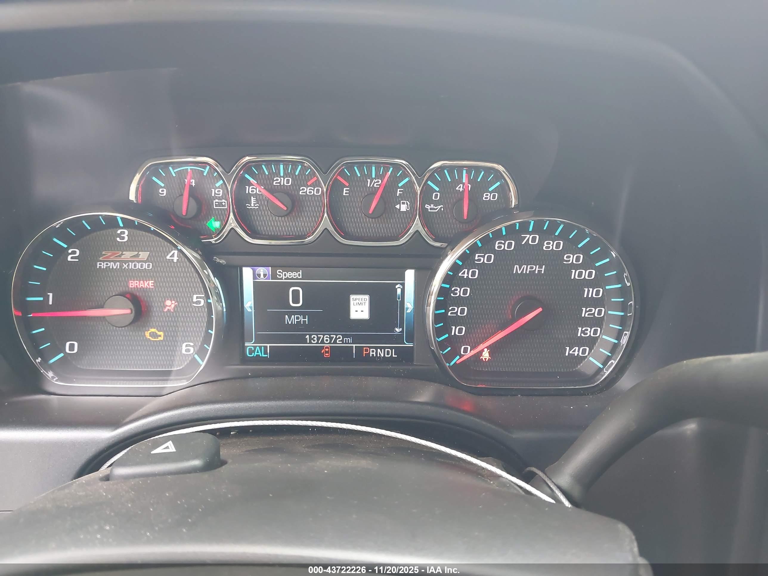 CHEVROLET SILVERADO image 7