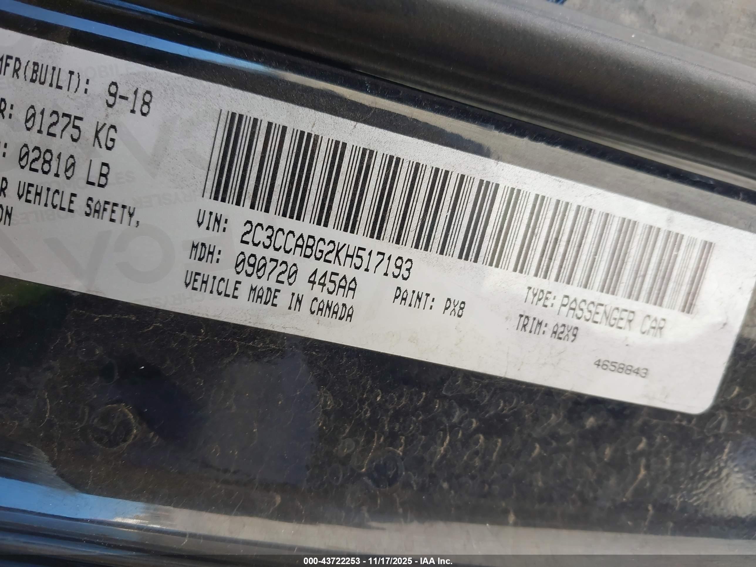CHRYSLER 300 image 9