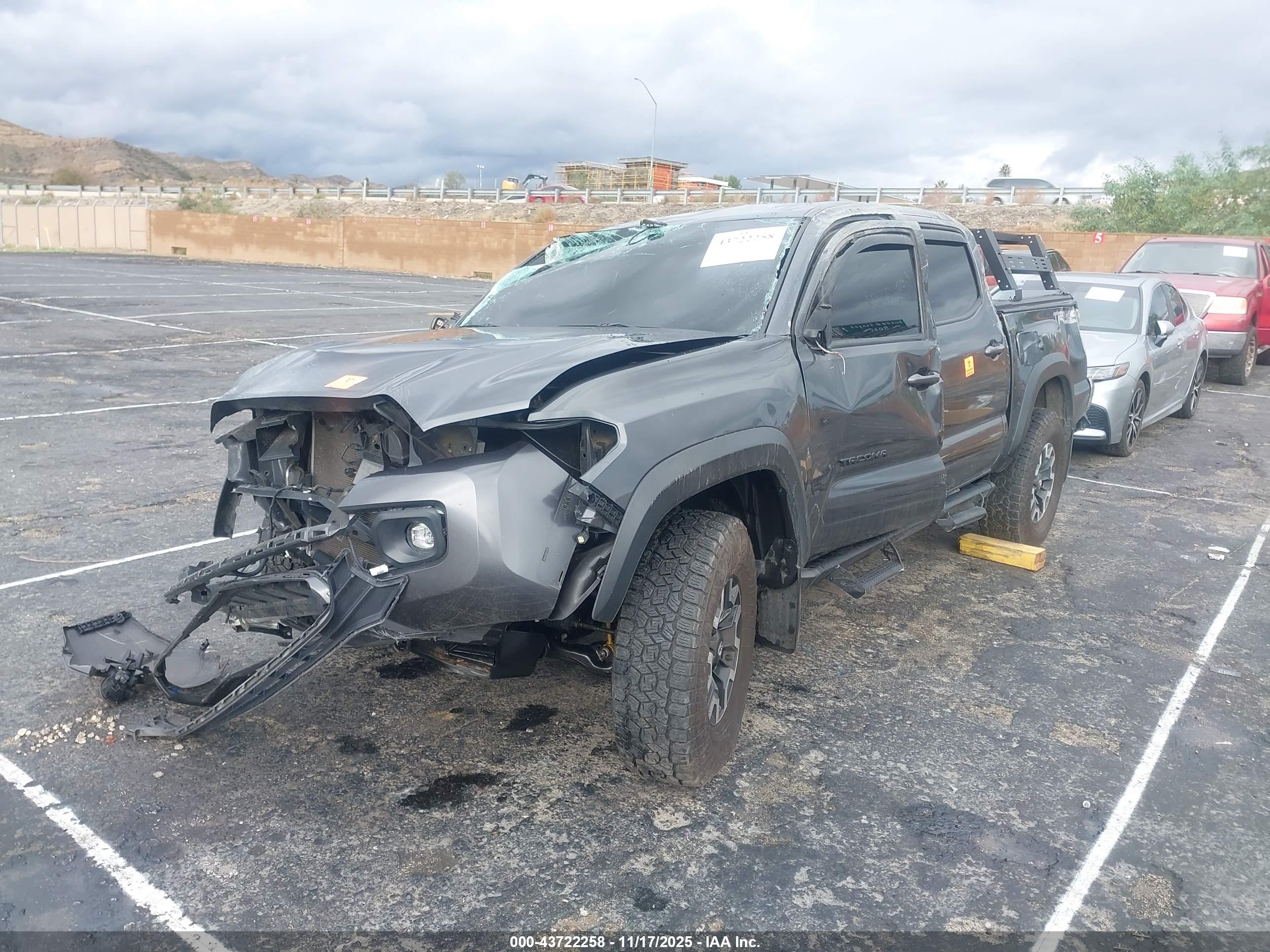 TOYOTA TACOMA image 2