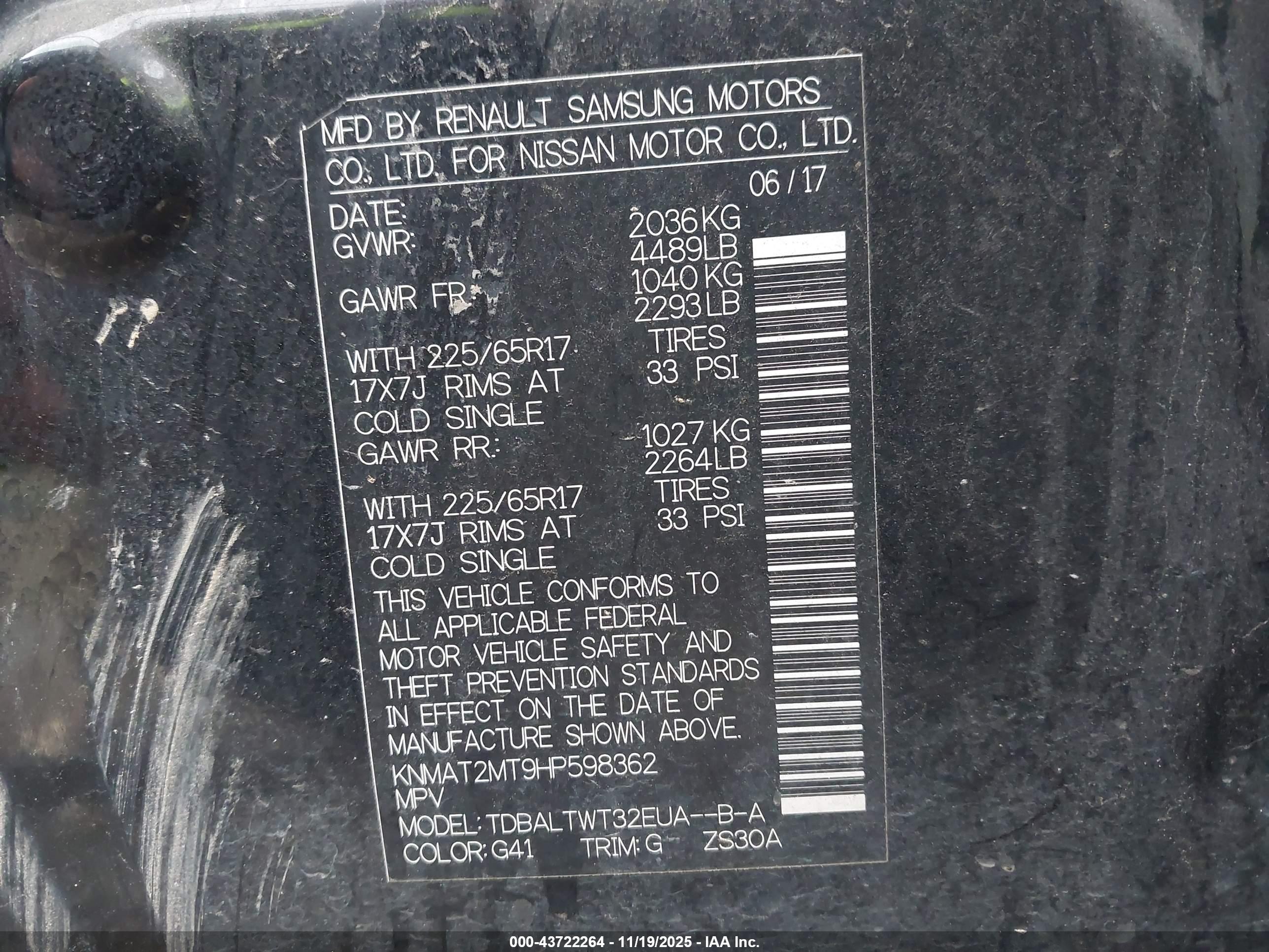 NISSAN ROGUE image 9