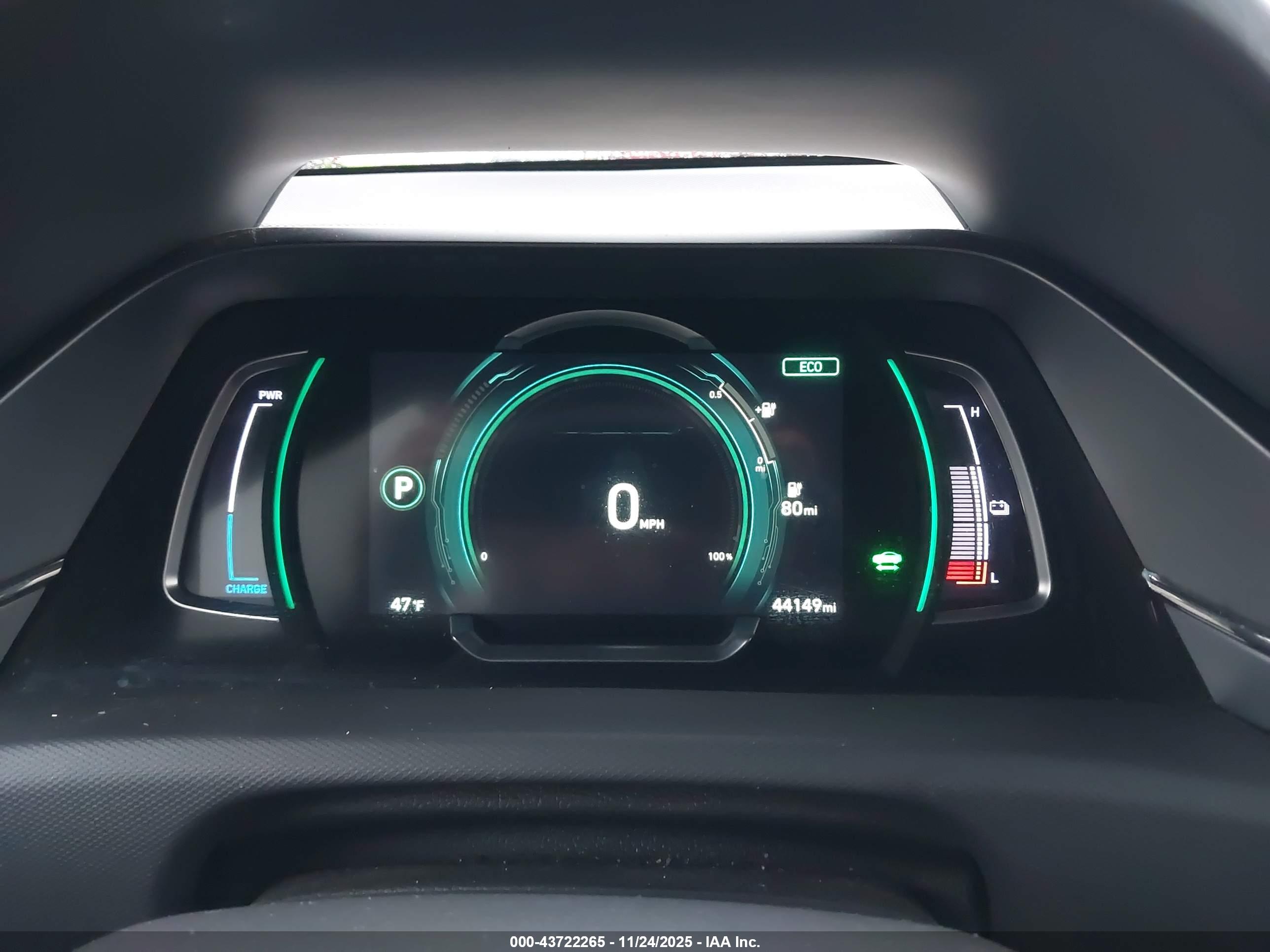 HYUNDAI IONIQ image 7
