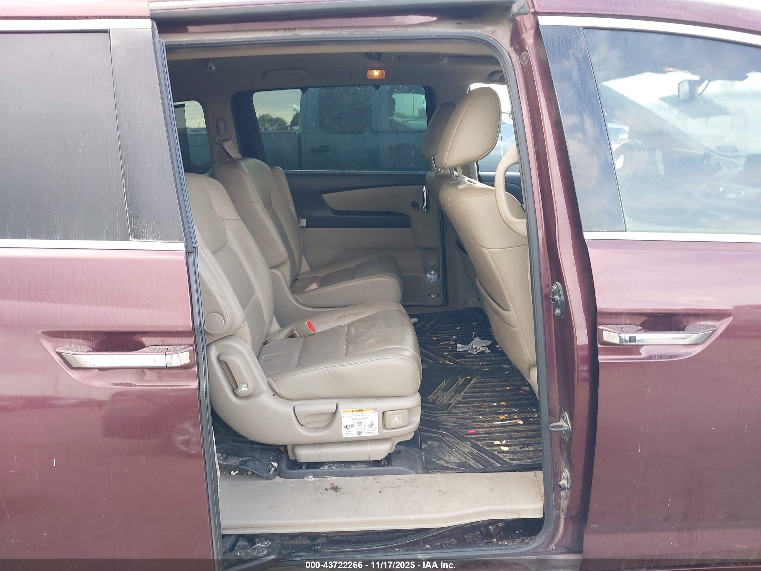 HONDA ODYSSEY image 8