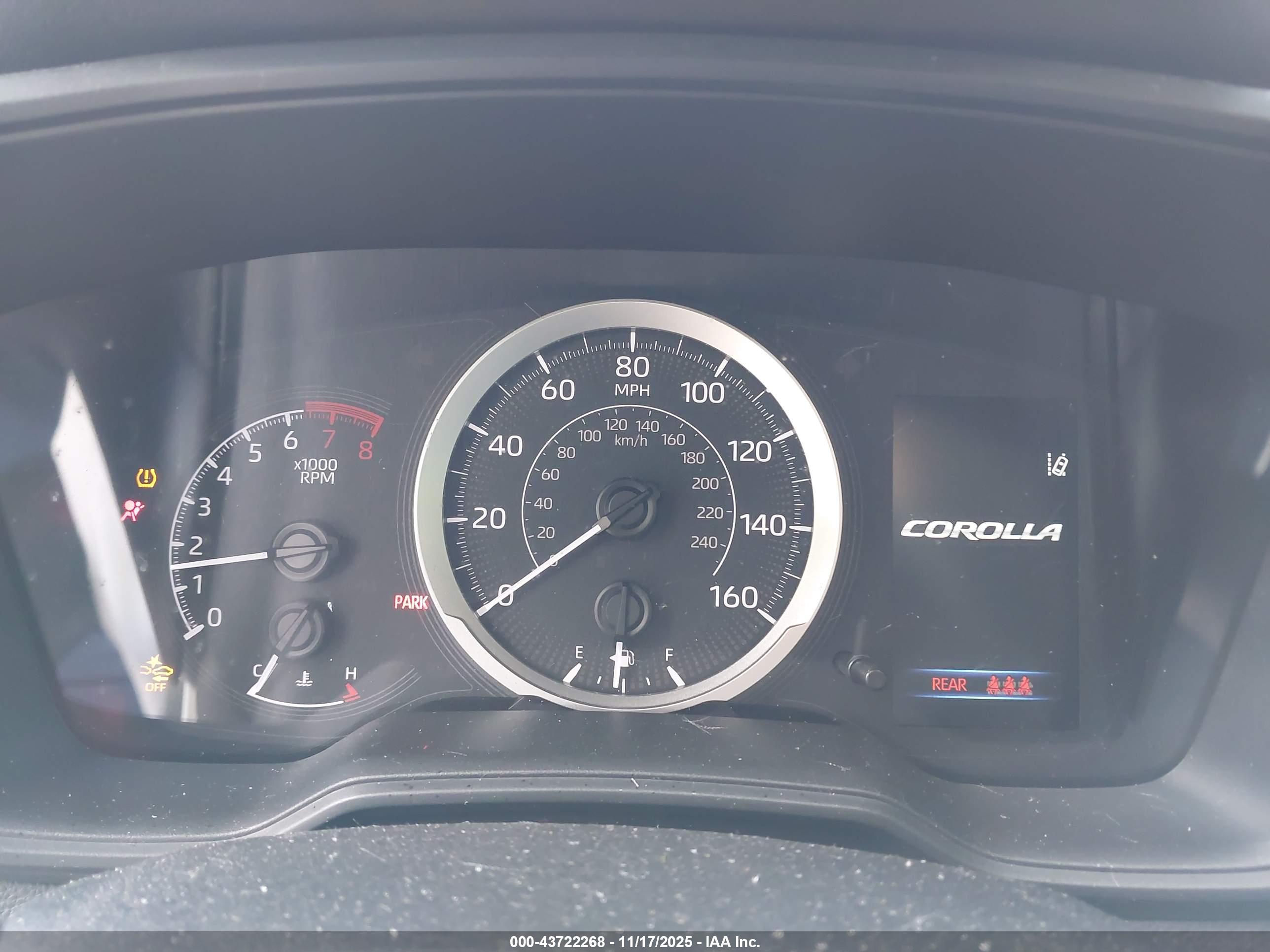 TOYOTA COROLLA image 7