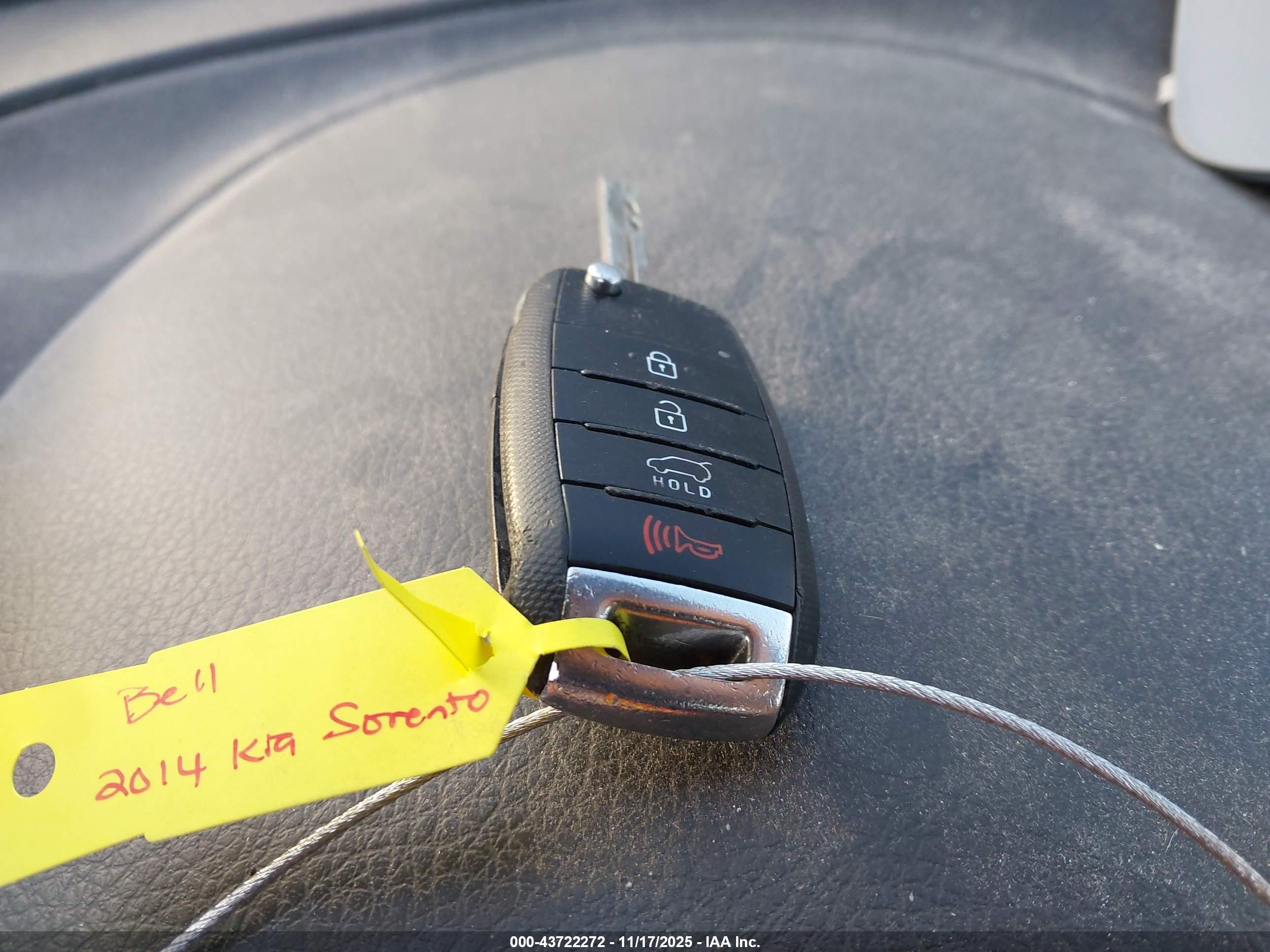 KIA SORENTO image 11