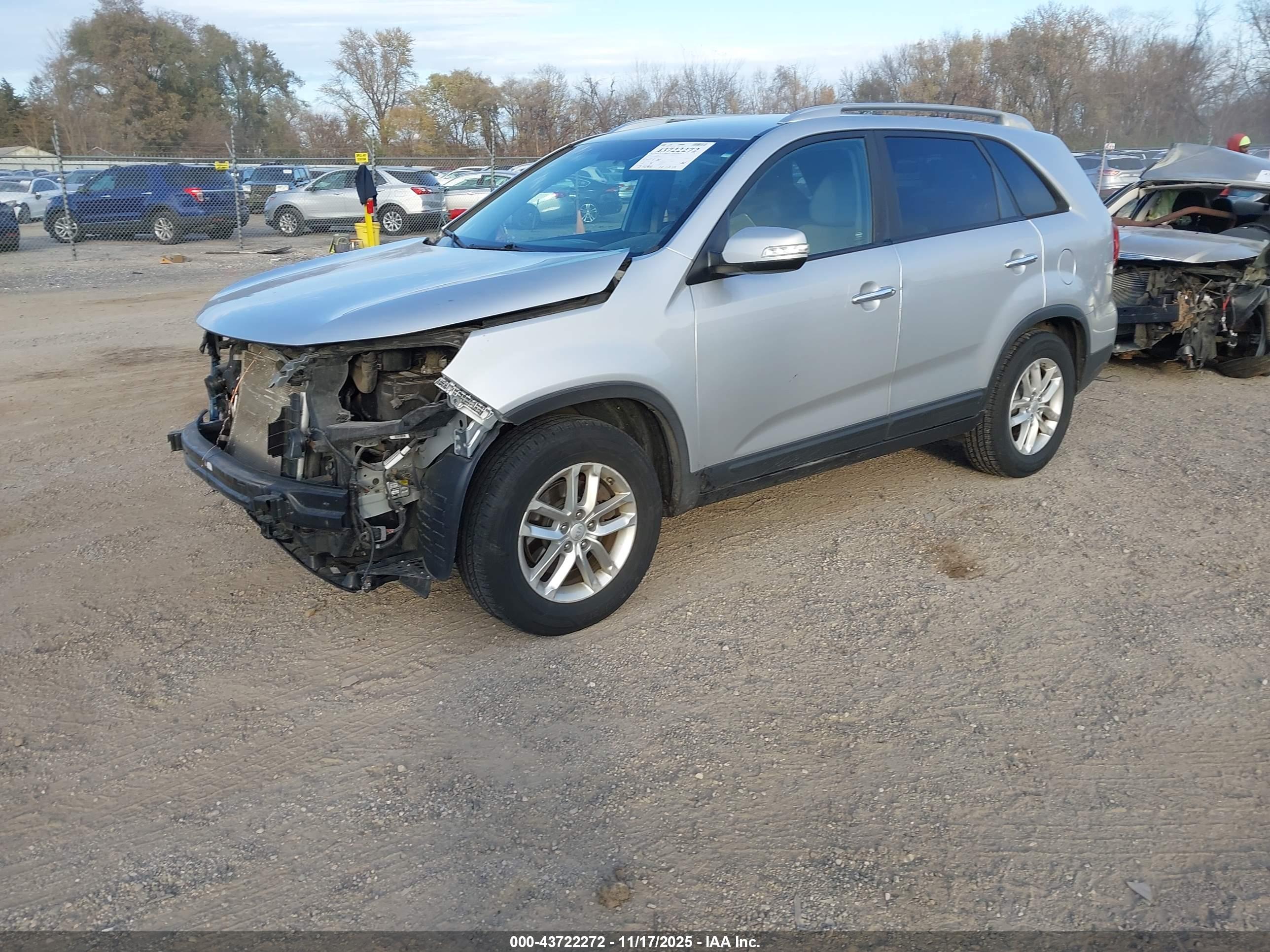 KIA SORENTO image 2