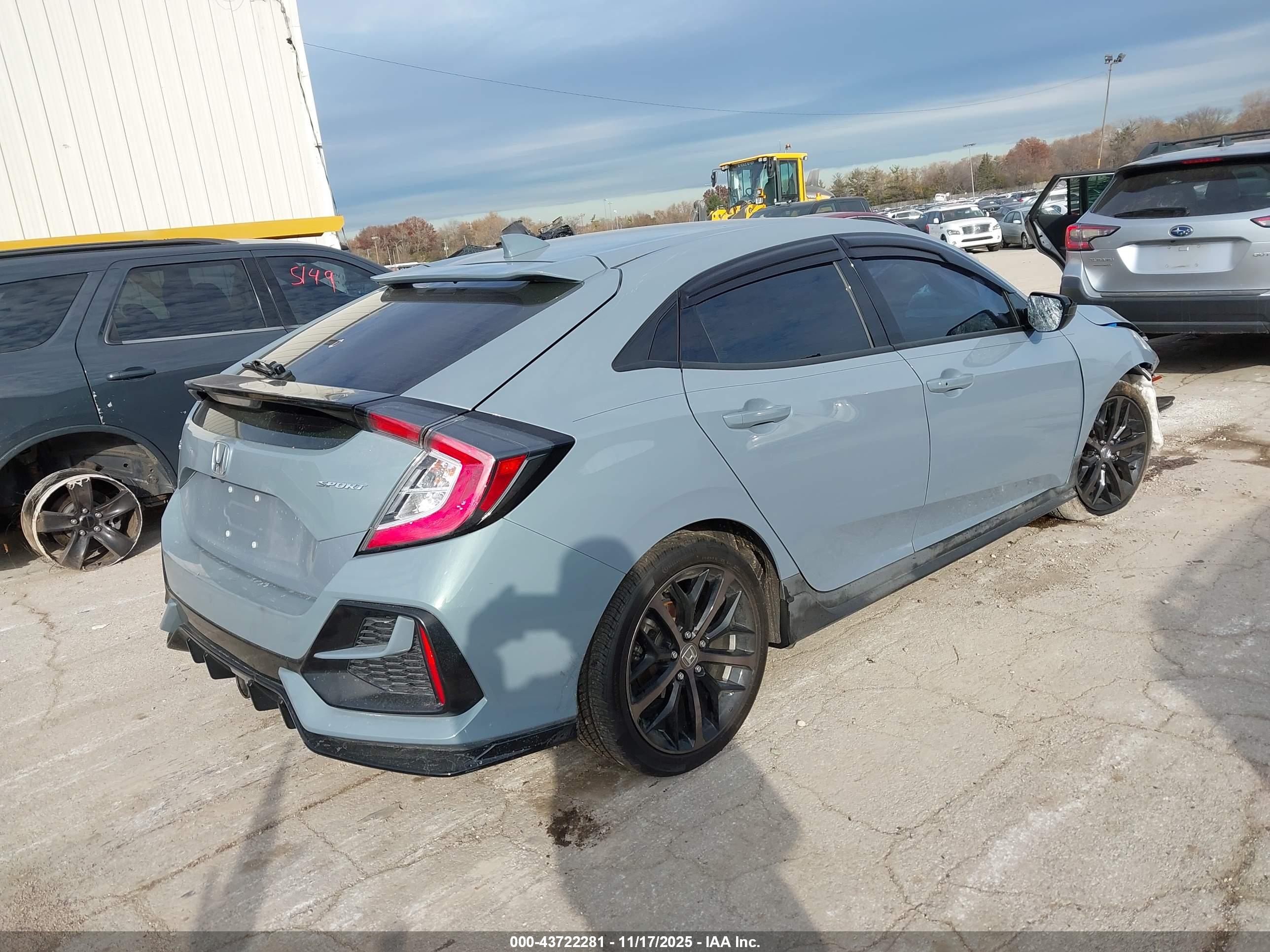 HONDA CIVIC image 4
