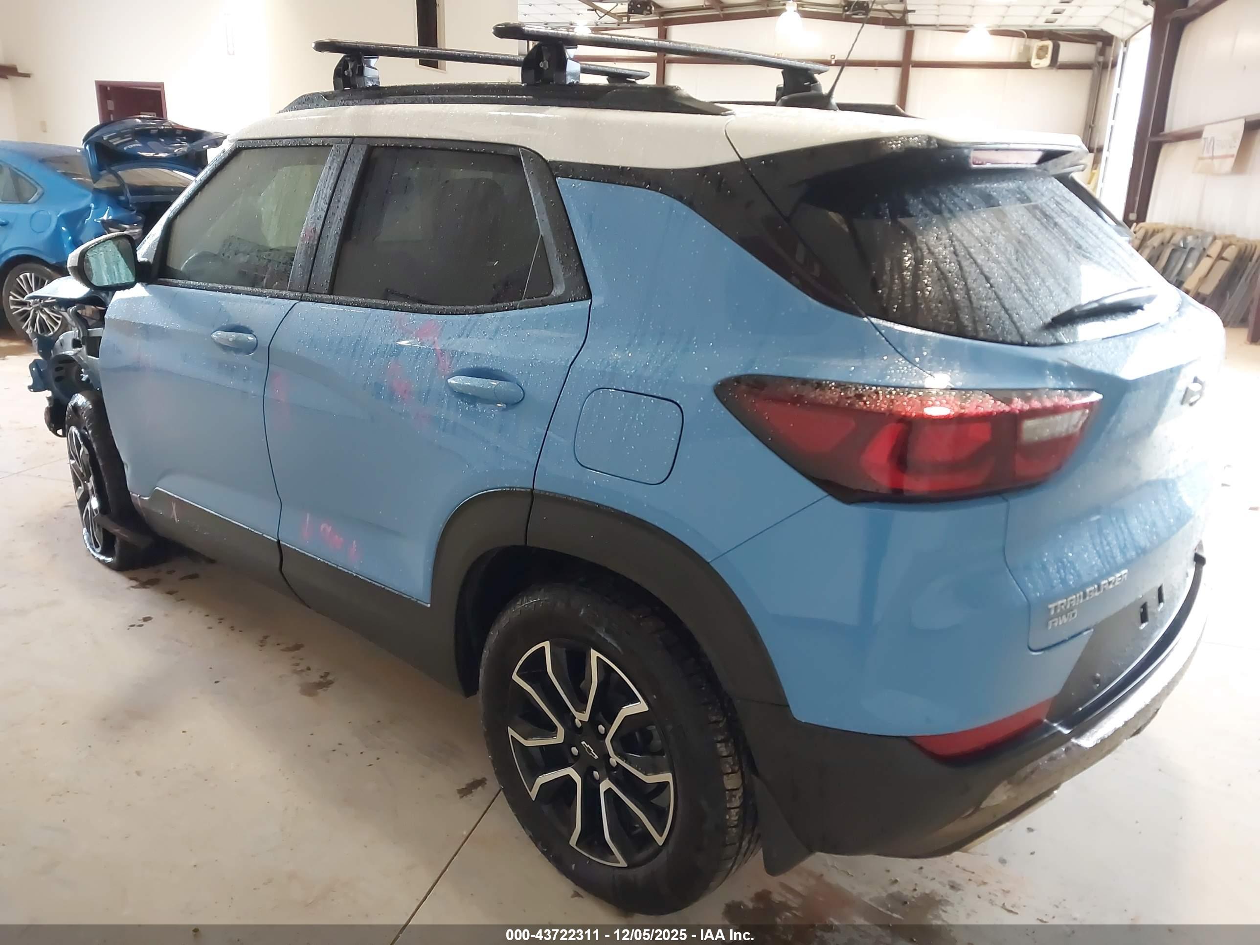 CHEVROLET TRAILBLAZER image 3