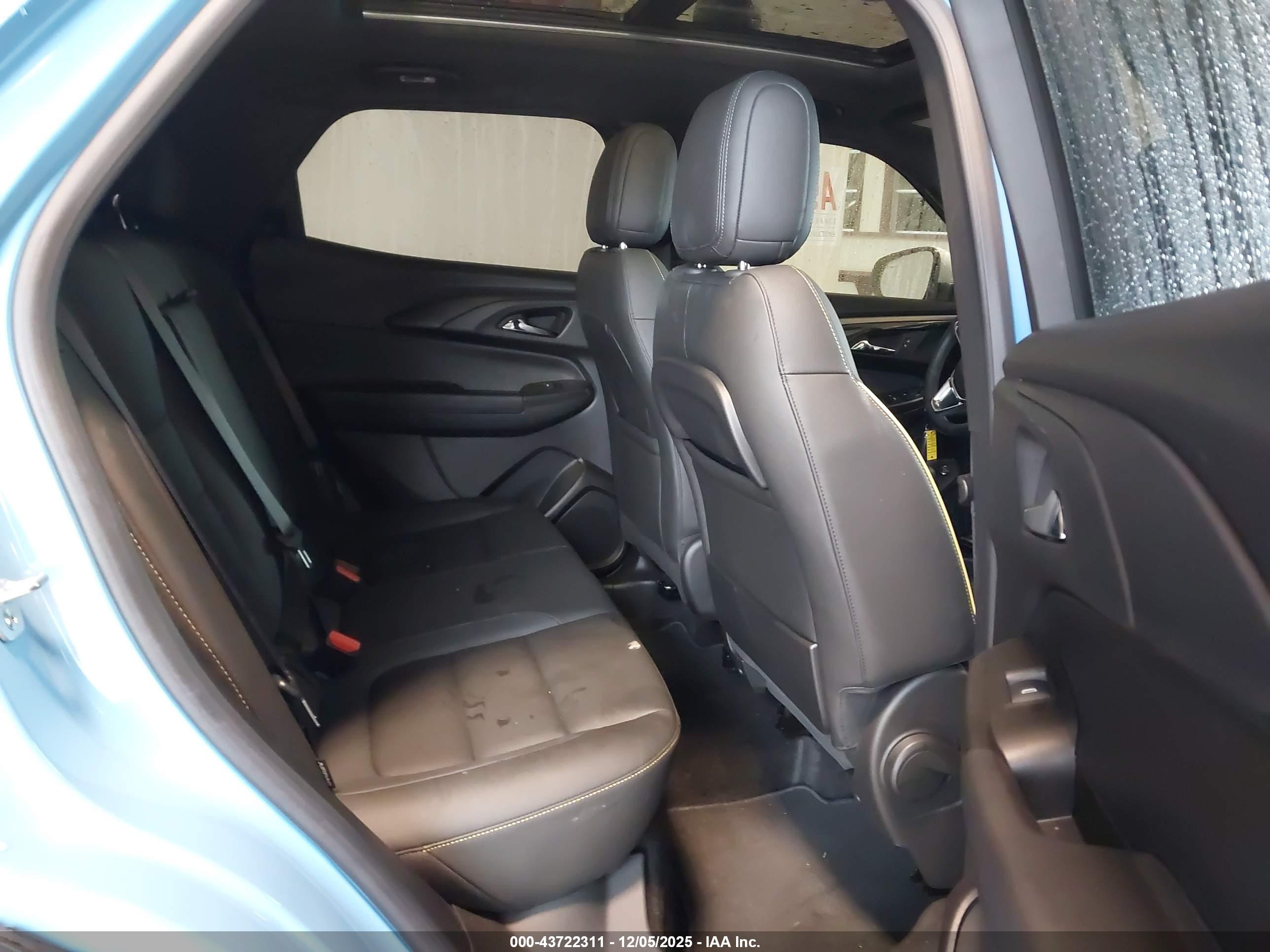 CHEVROLET TRAILBLAZER image 8