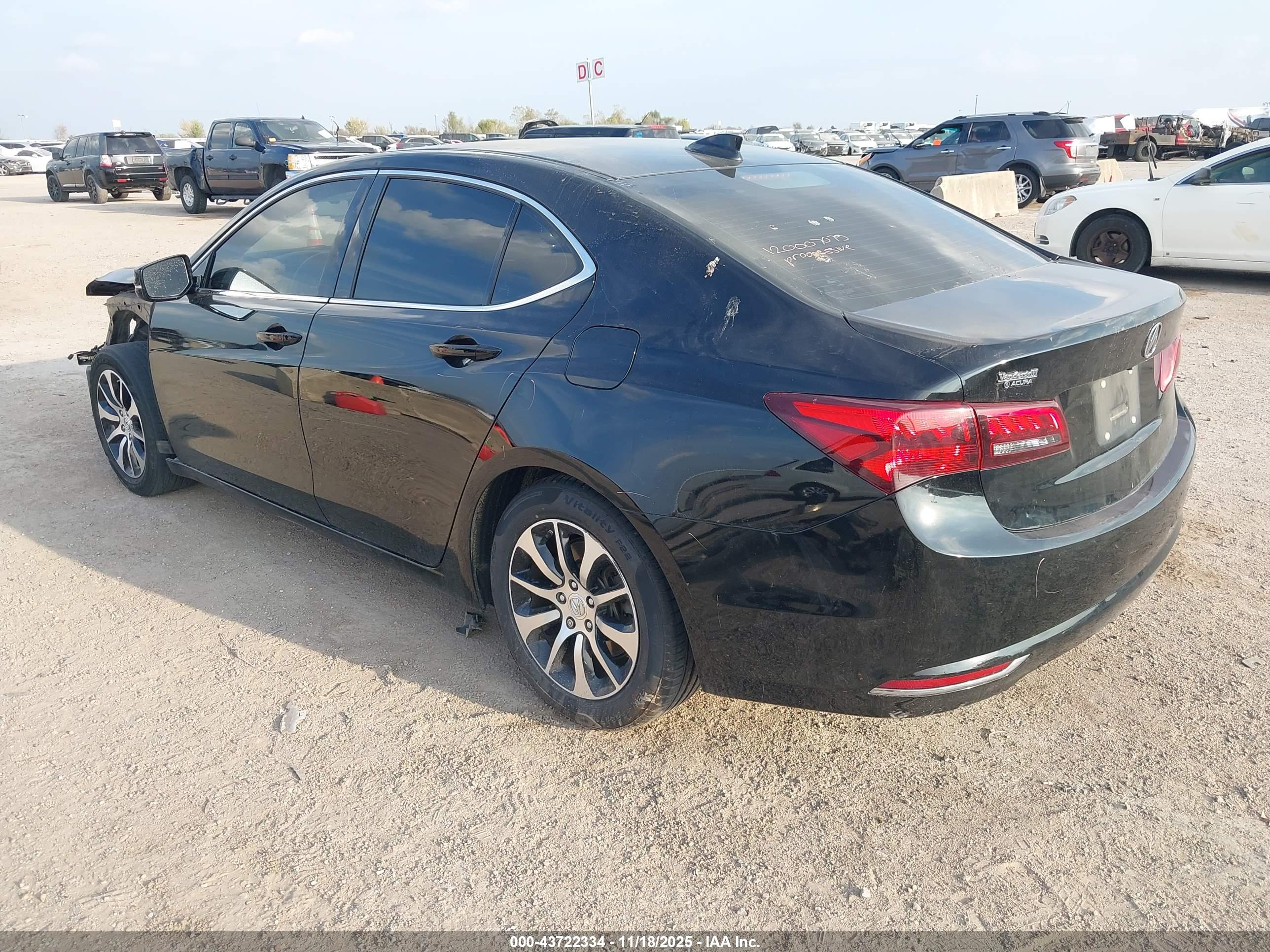 ACURA TLX image 3