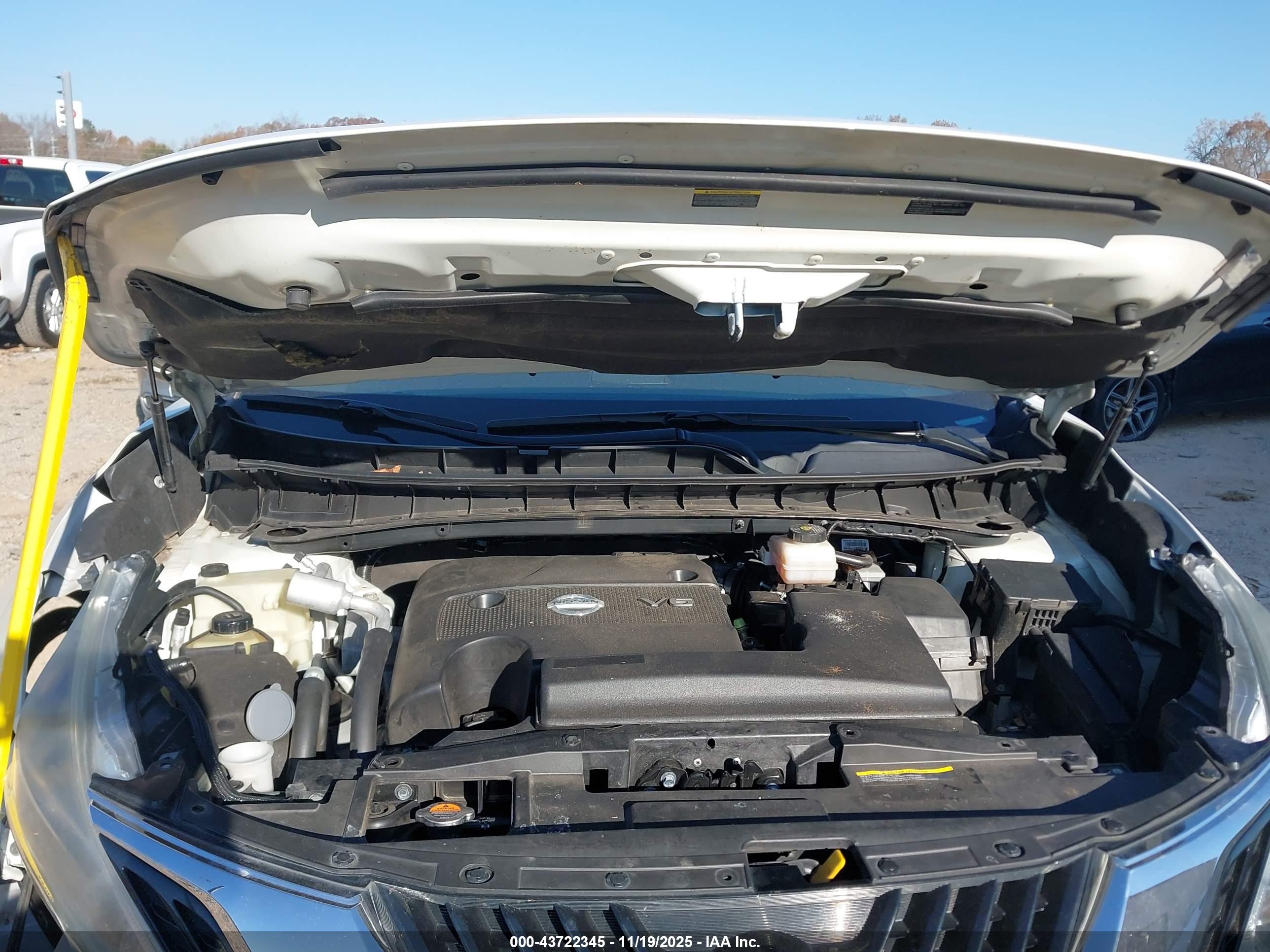 NISSAN MURANO image 10