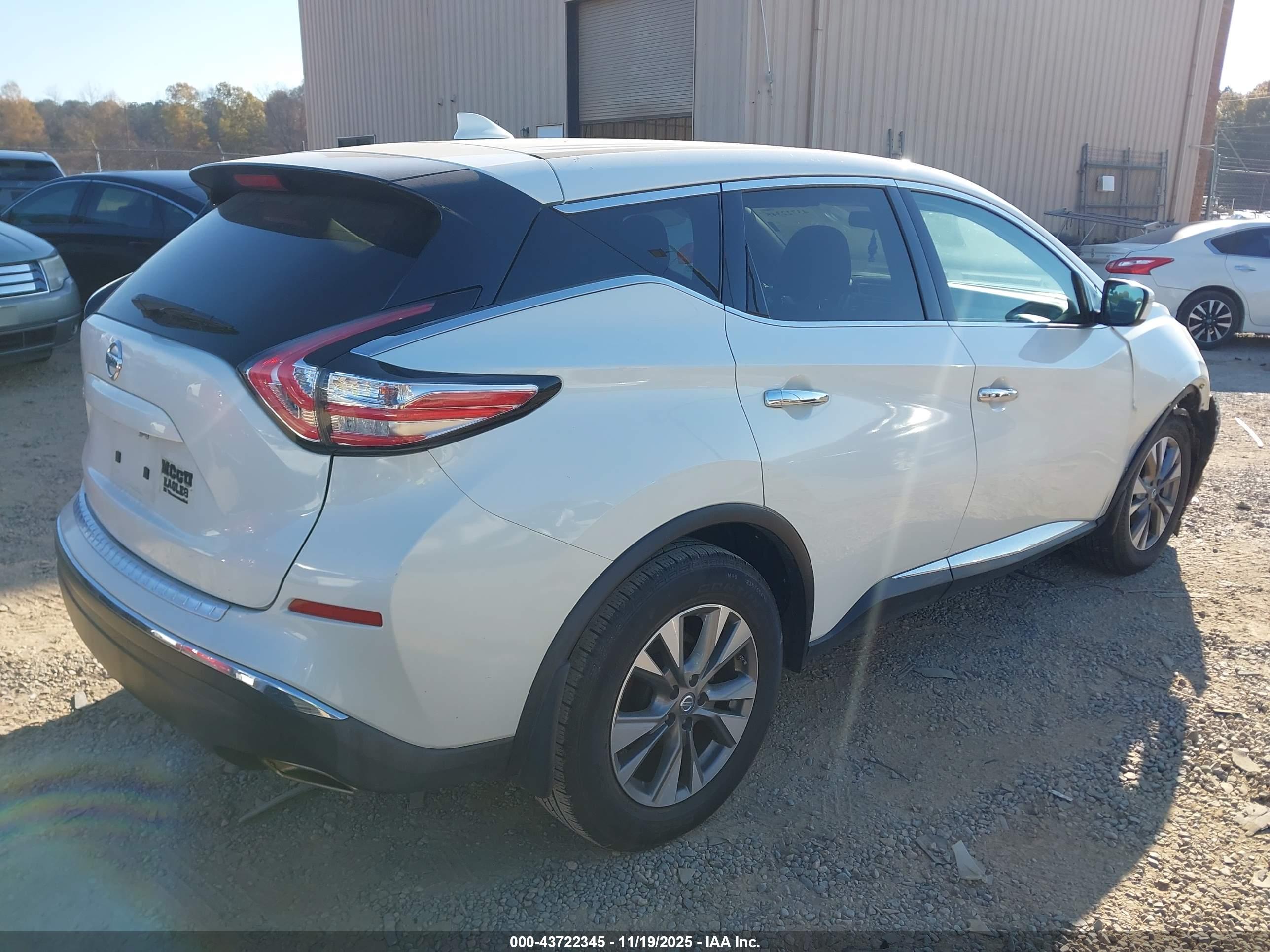 NISSAN MURANO image 4