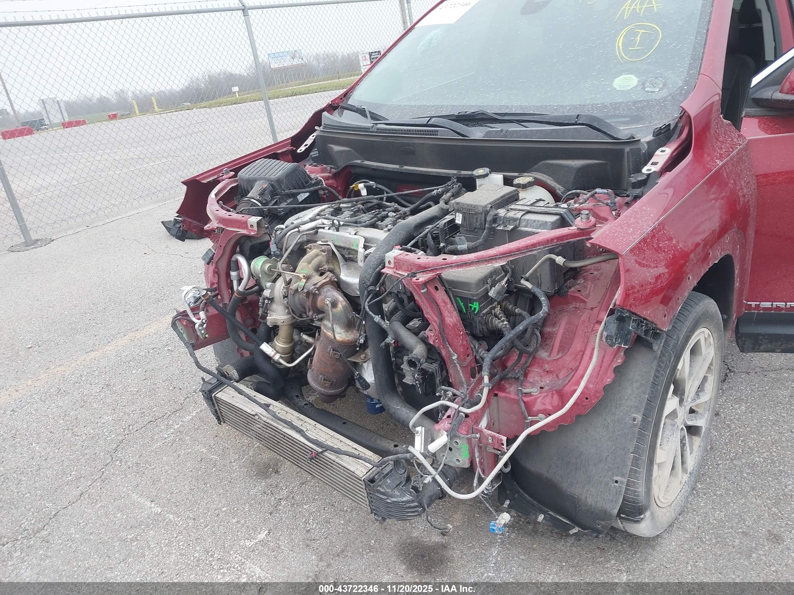 GMC TERRAIN image 6