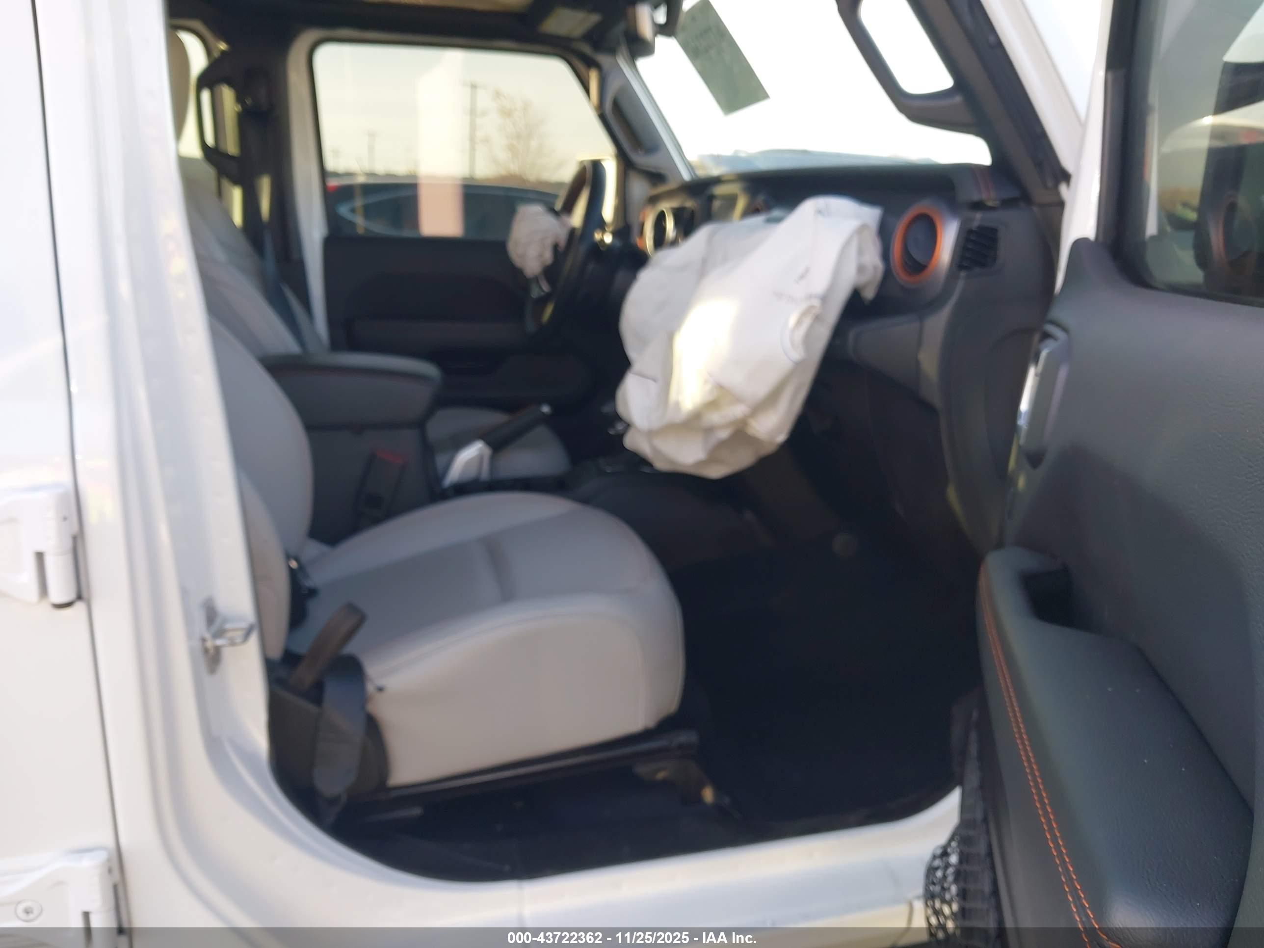 JEEP GLADIATOR image 5