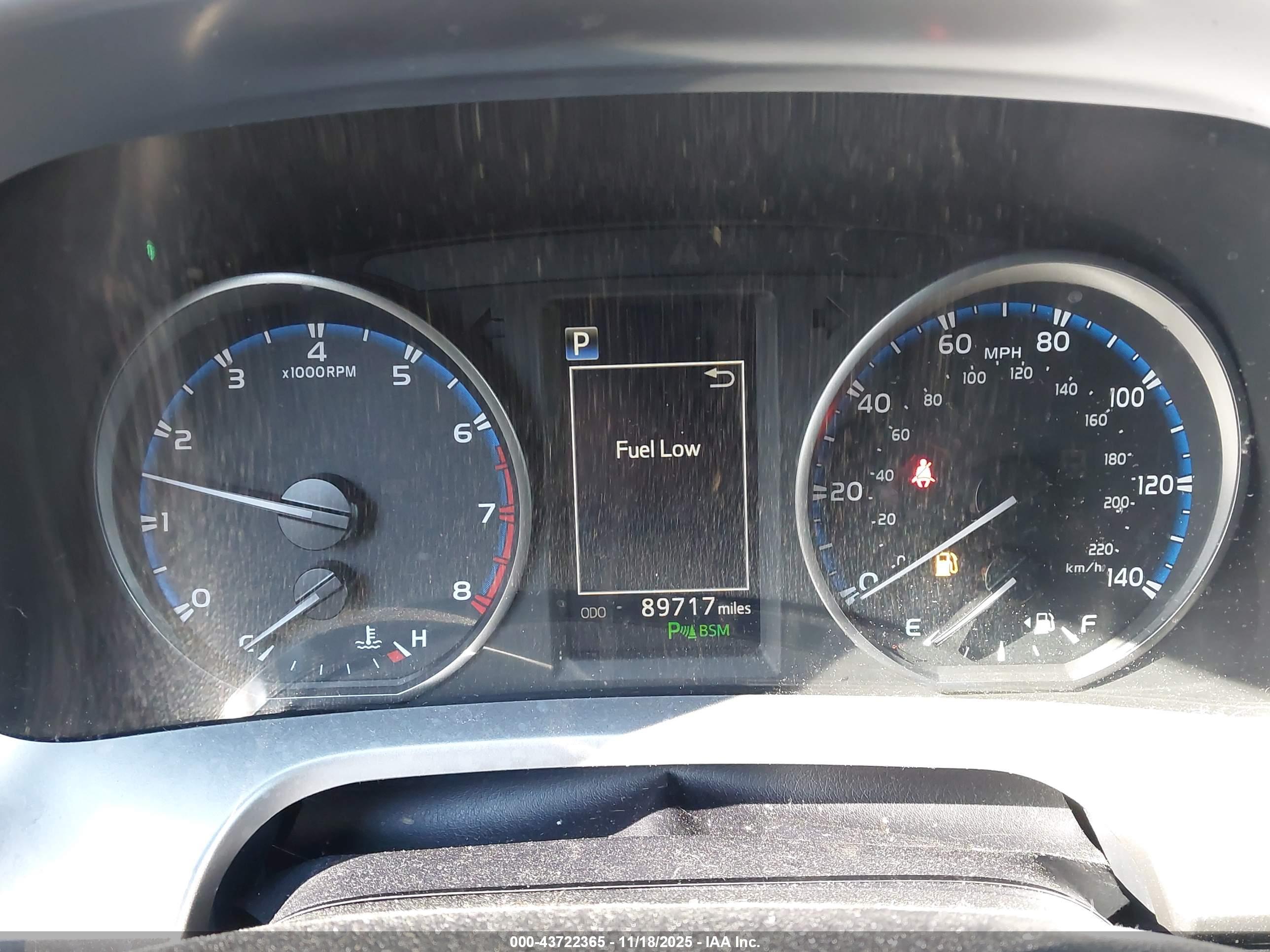 TOYOTA RAV4 image 7