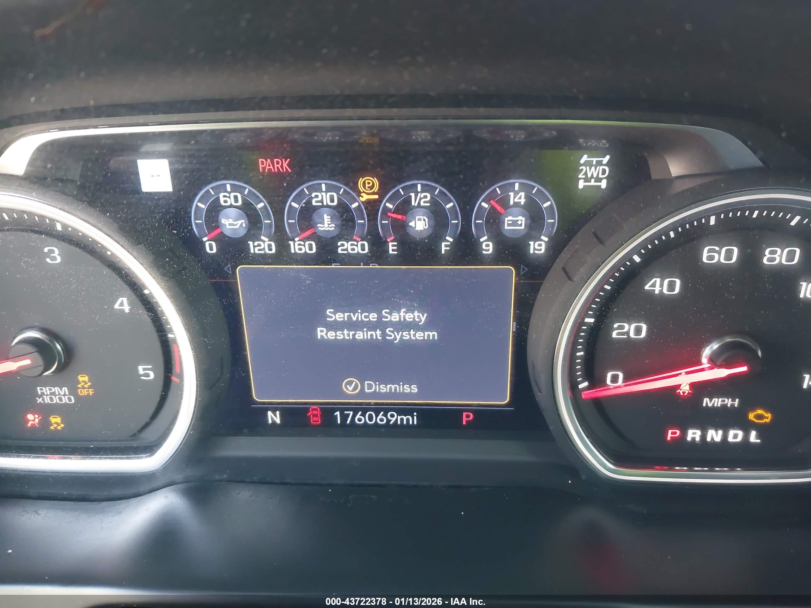 CHEVROLET SILVERADO image 6