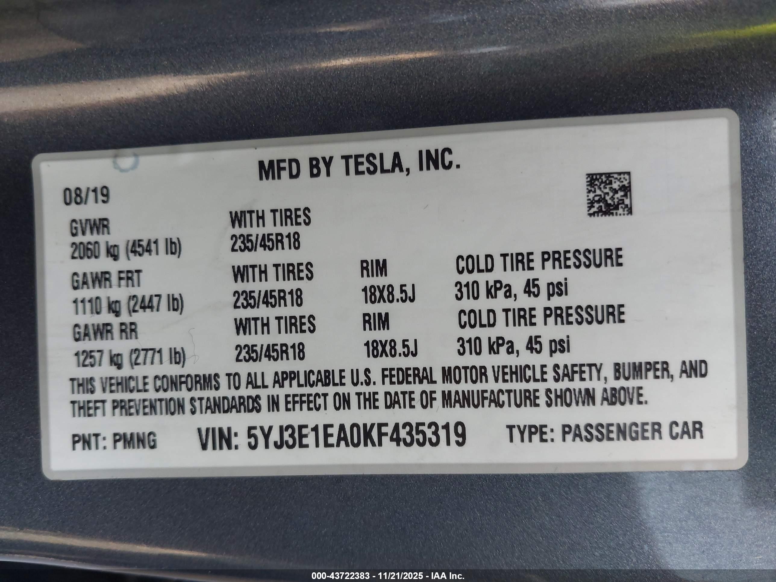 TESLA MODEL image 9