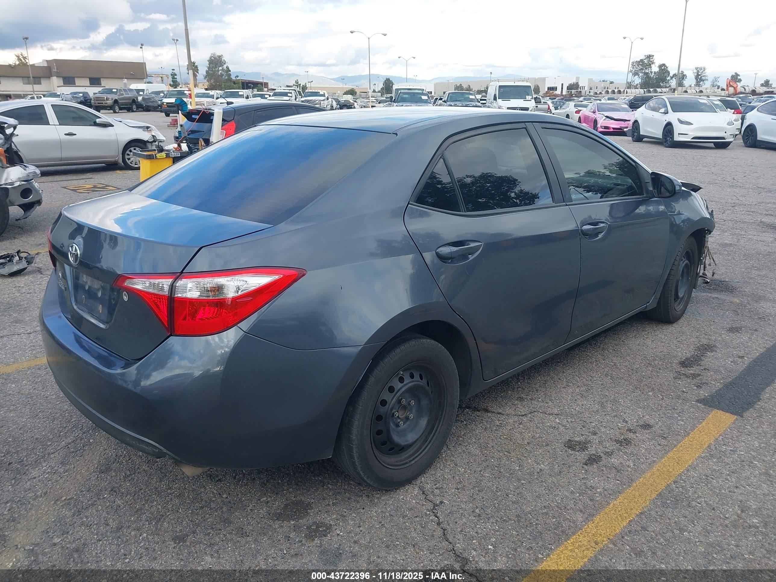 TOYOTA COROLLA image 4