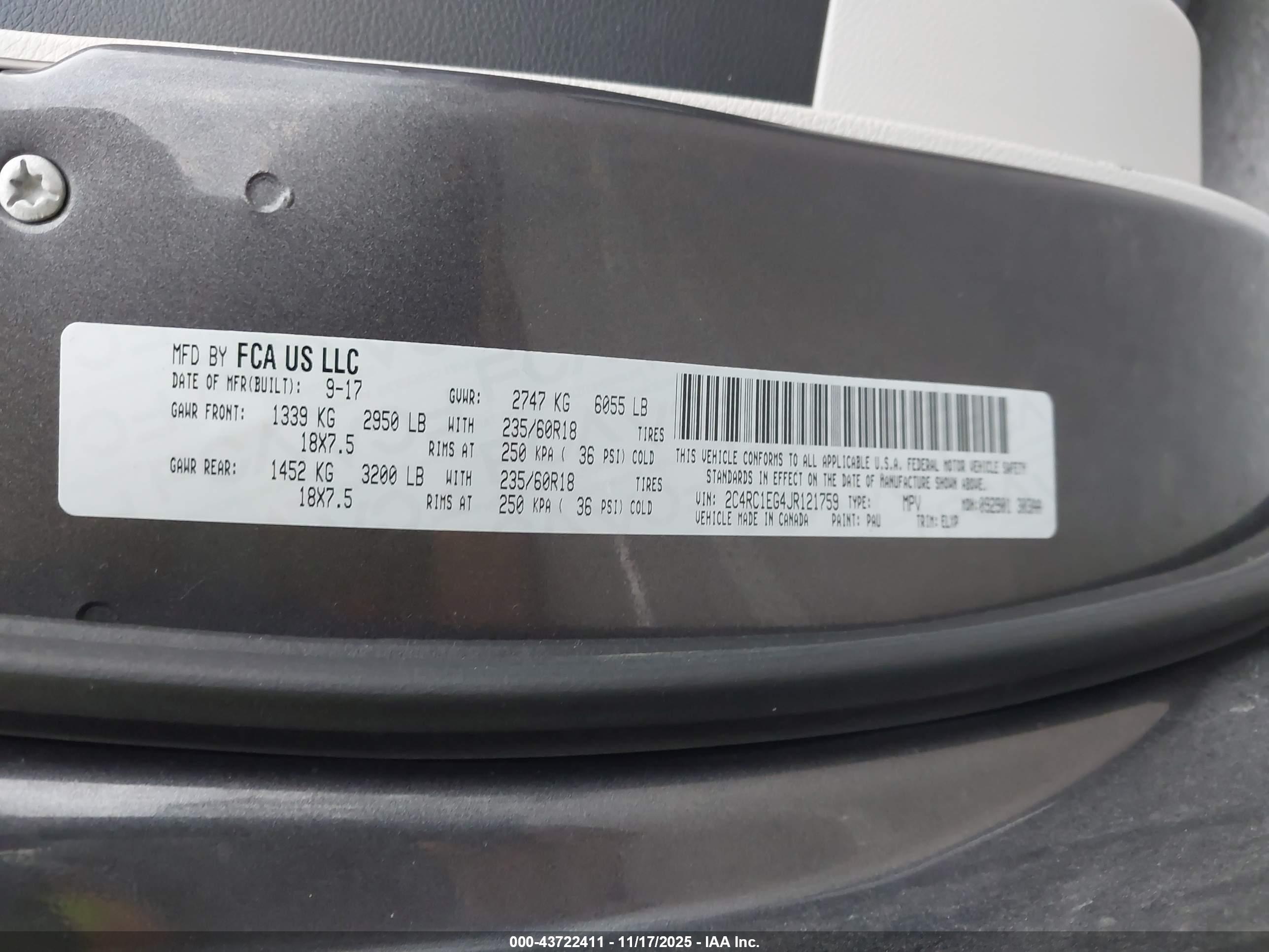 CHRYSLER PACIFICA image 9