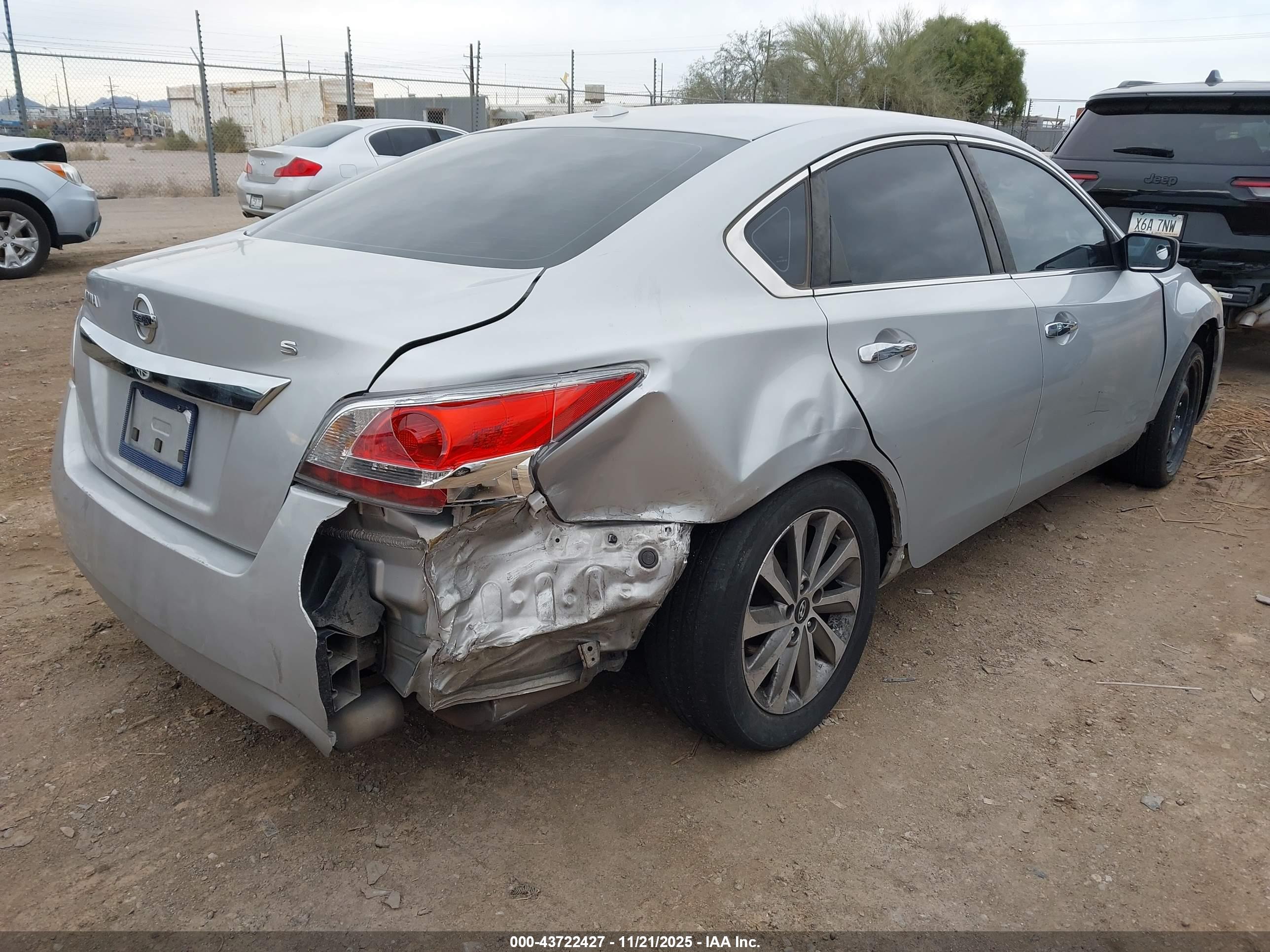 NISSAN ALTIMA image 4