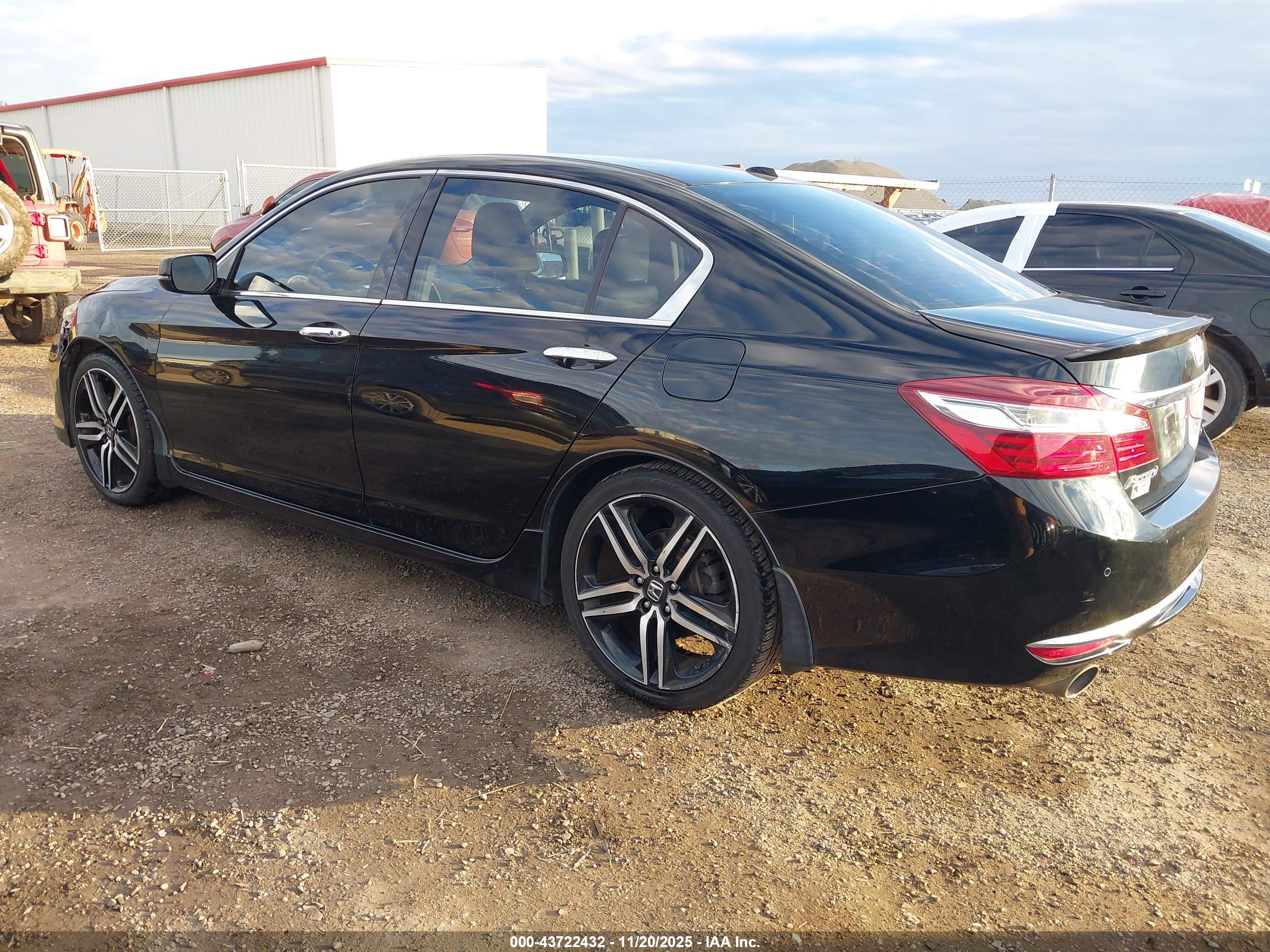 HONDA ACCORD image 3