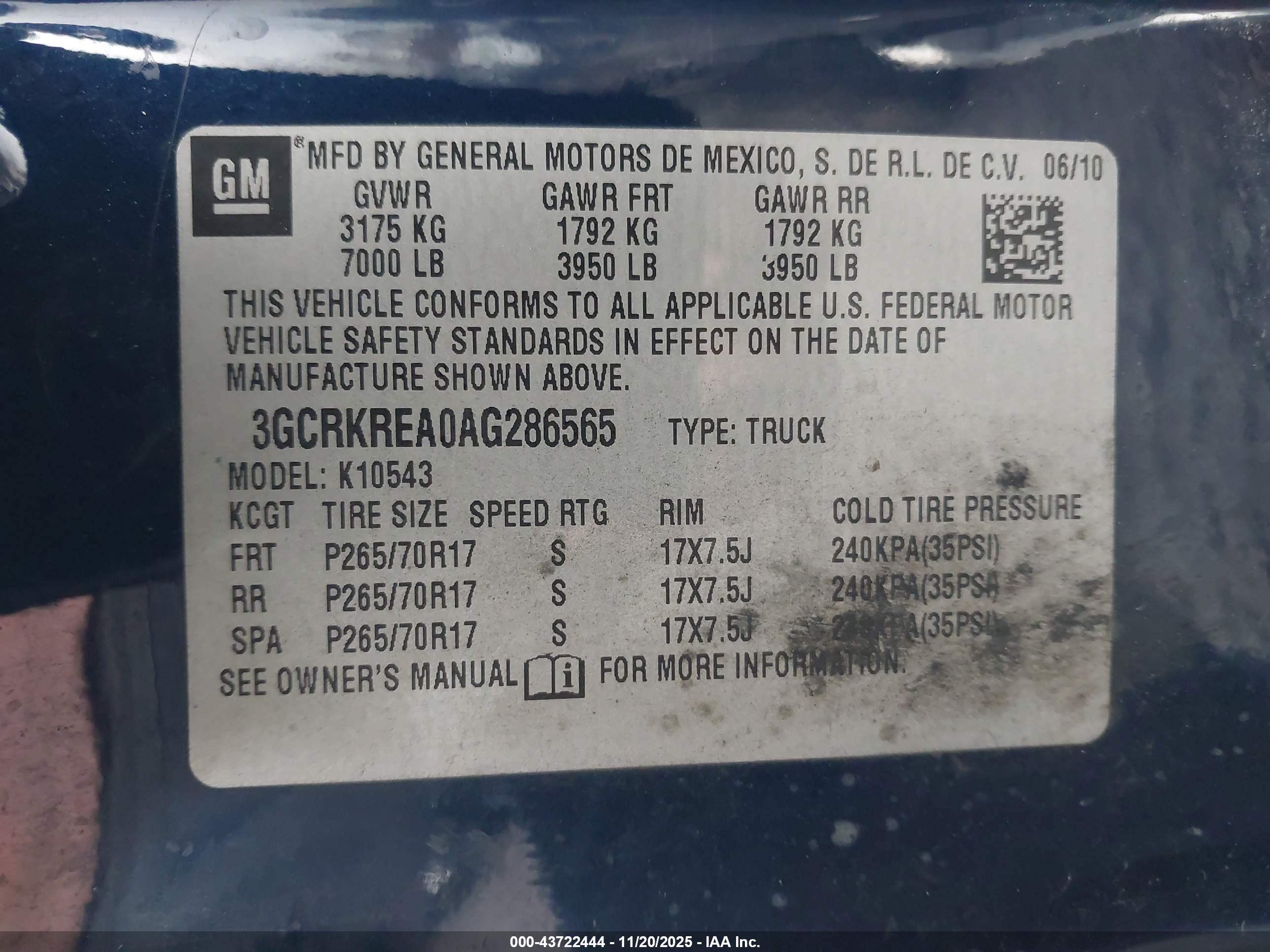 CHEVROLET SILVERADO image 9