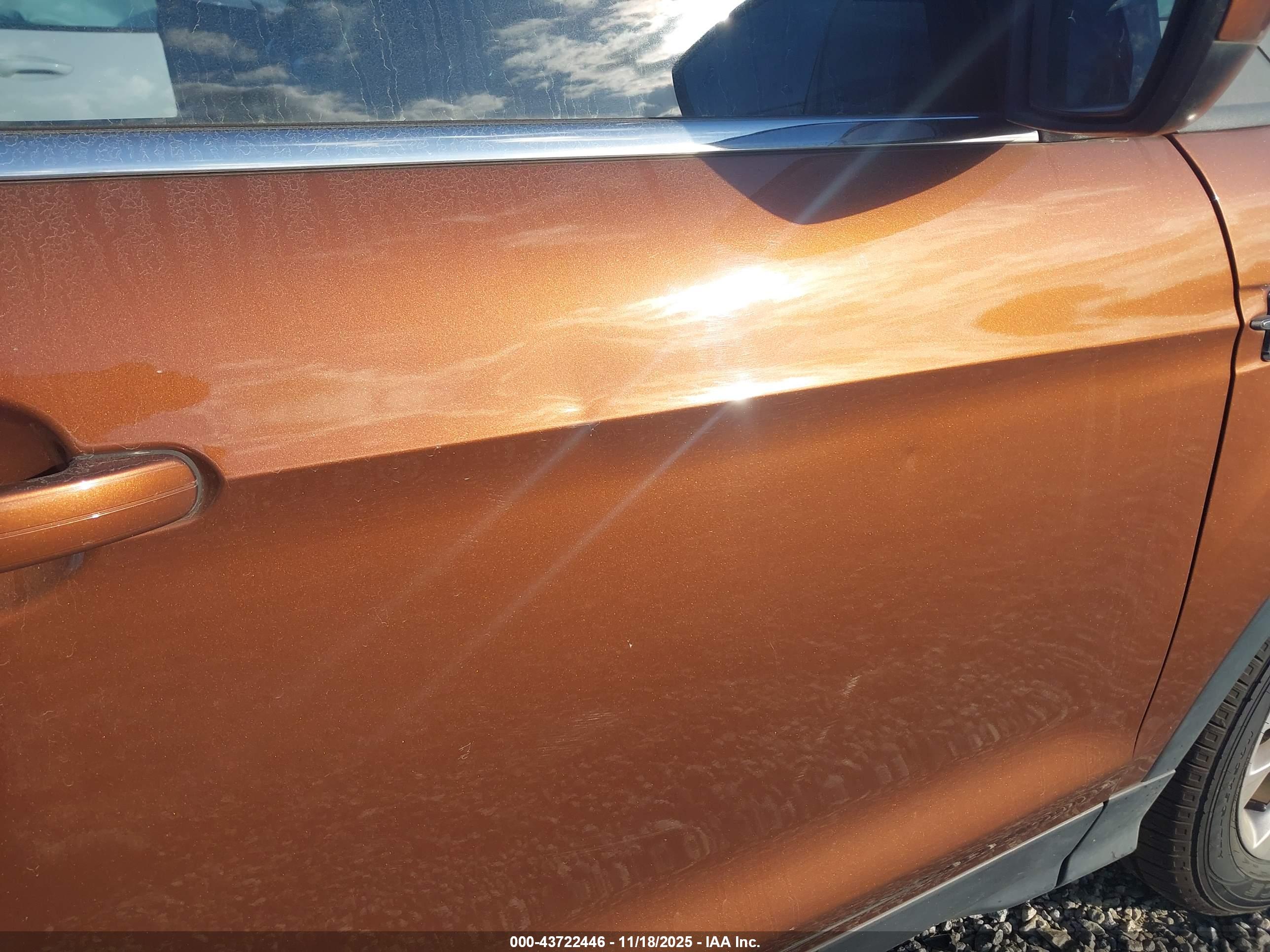 FORD ESCAPE image 6