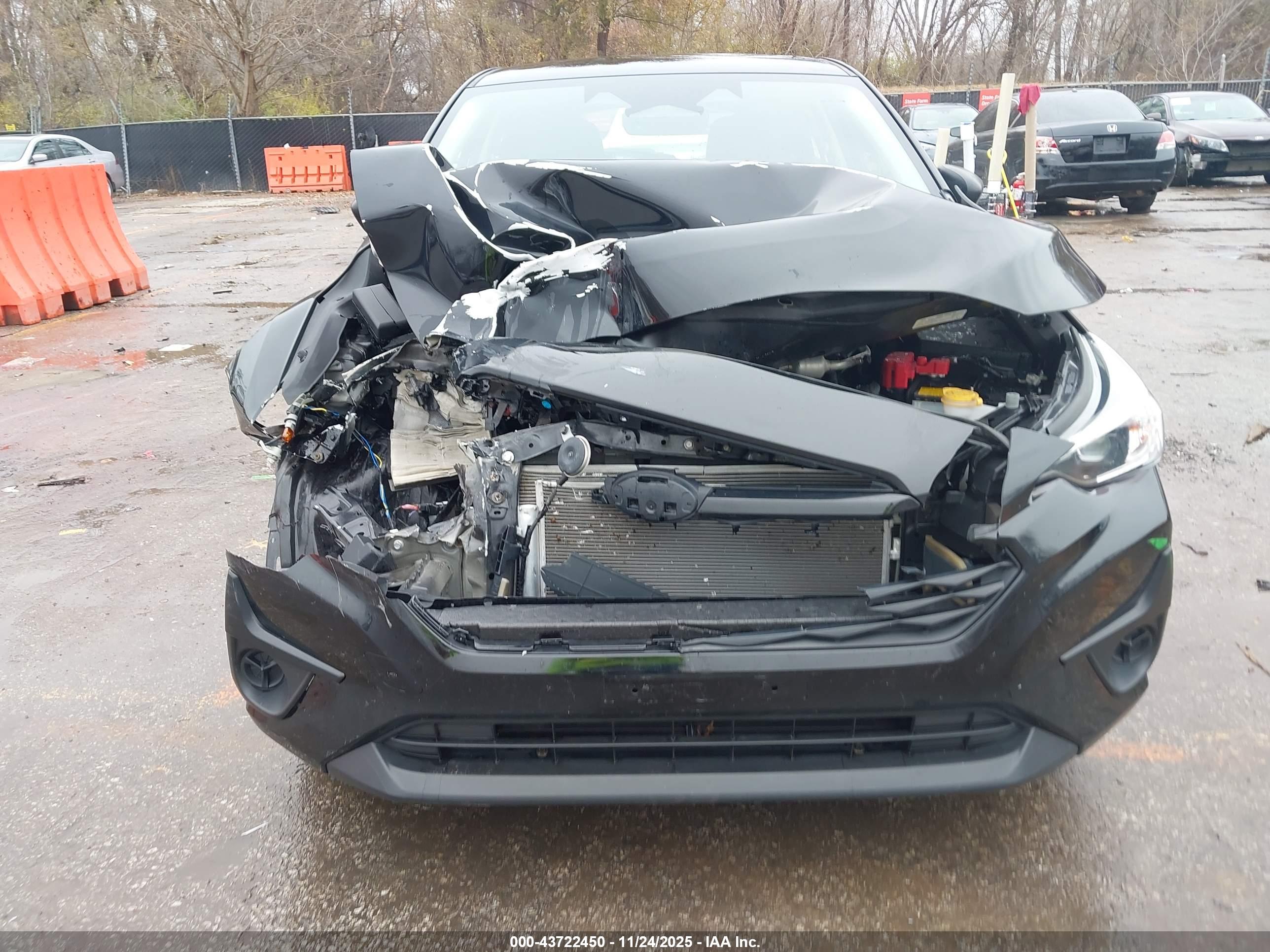 SUBARU IMPREZA image 6