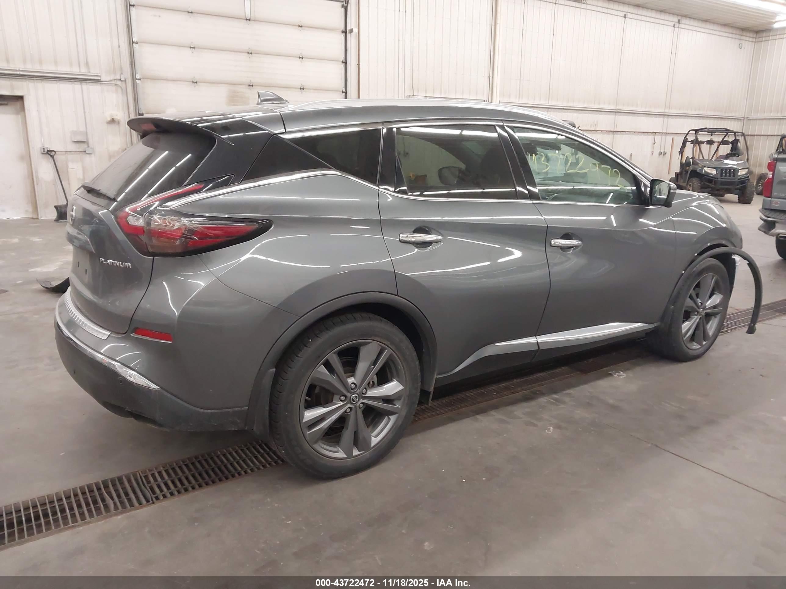 NISSAN MURANO image 4