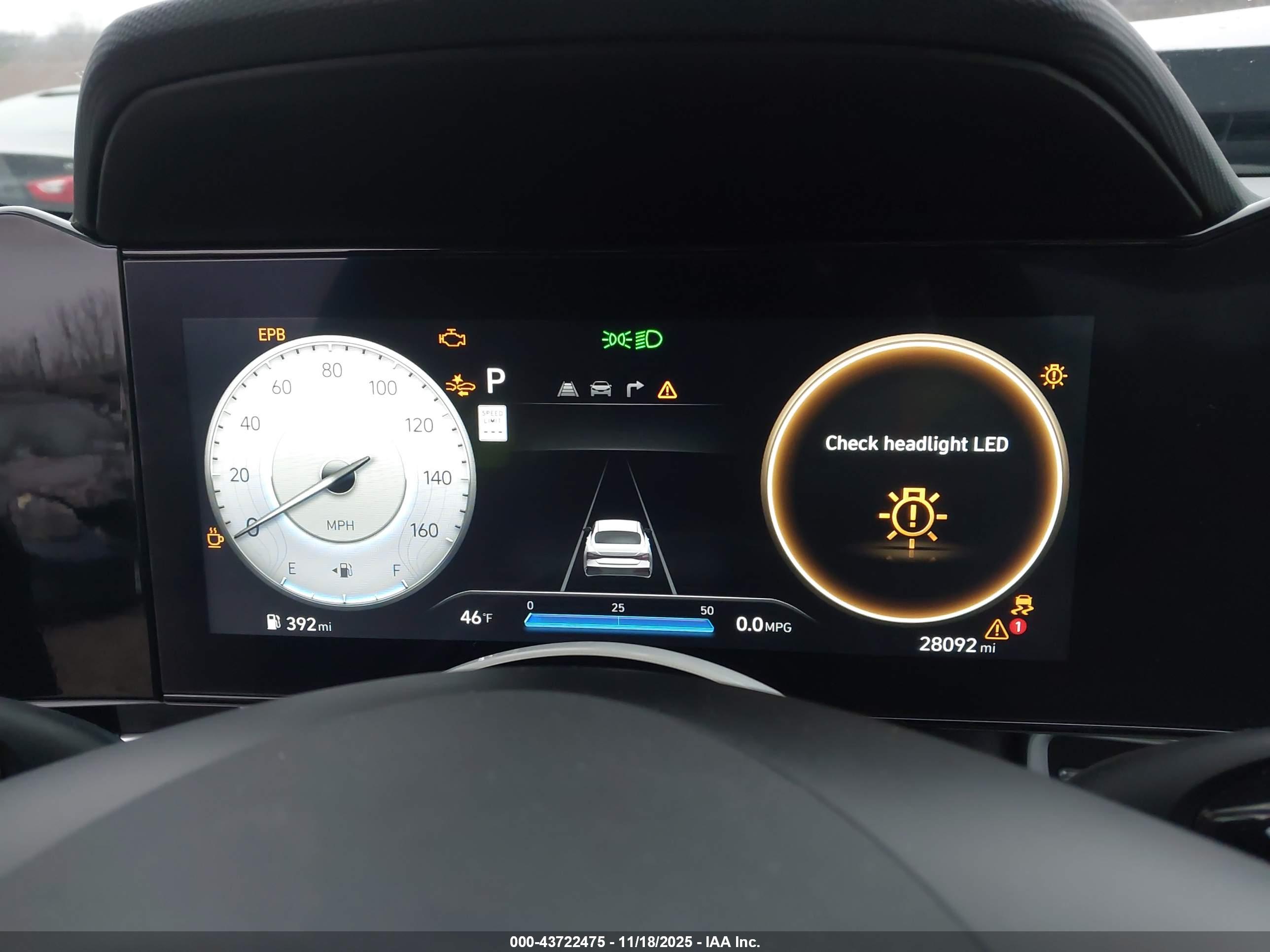 HYUNDAI ELANTRA image 7