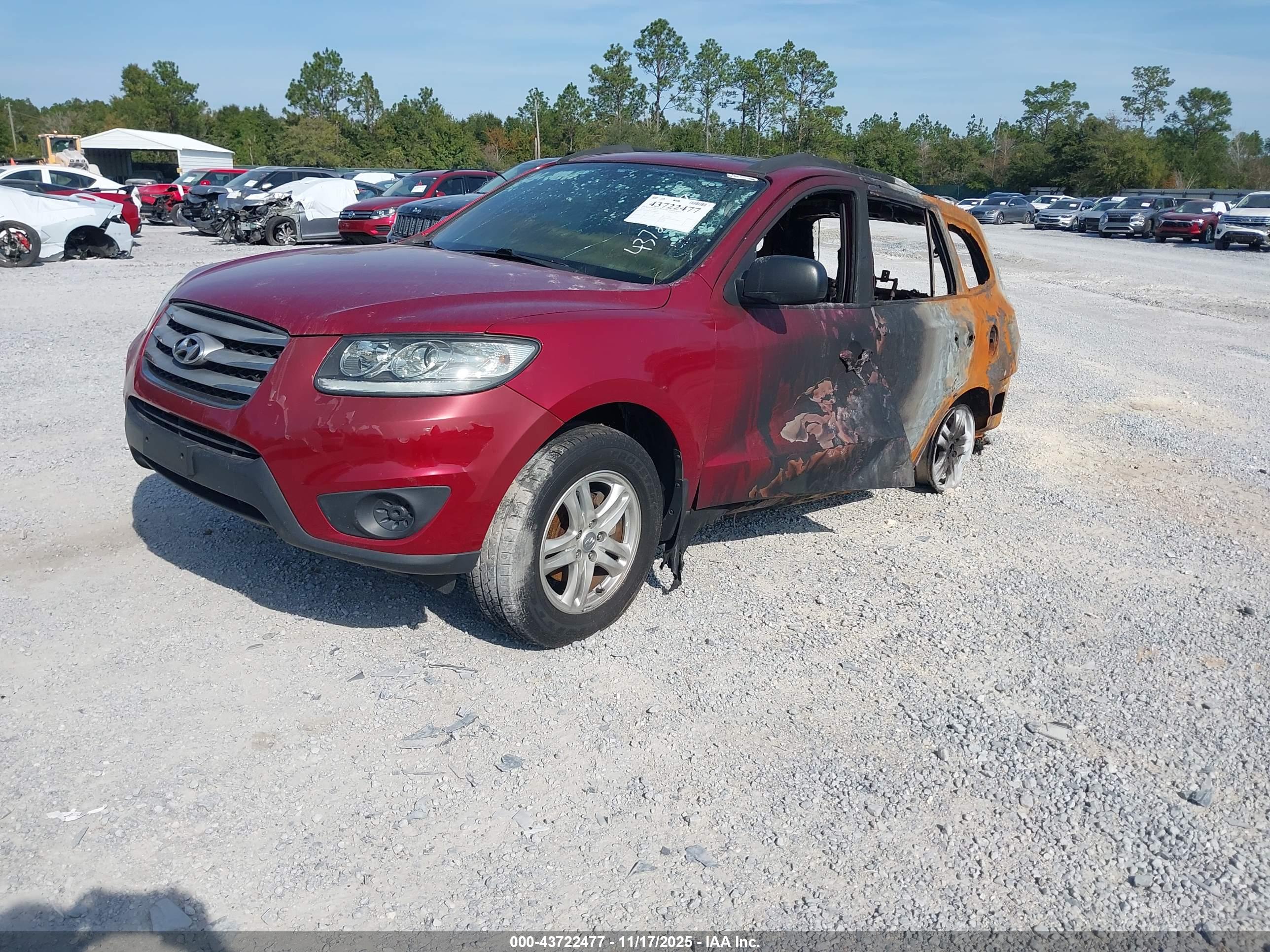 HYUNDAI SANTA image 2