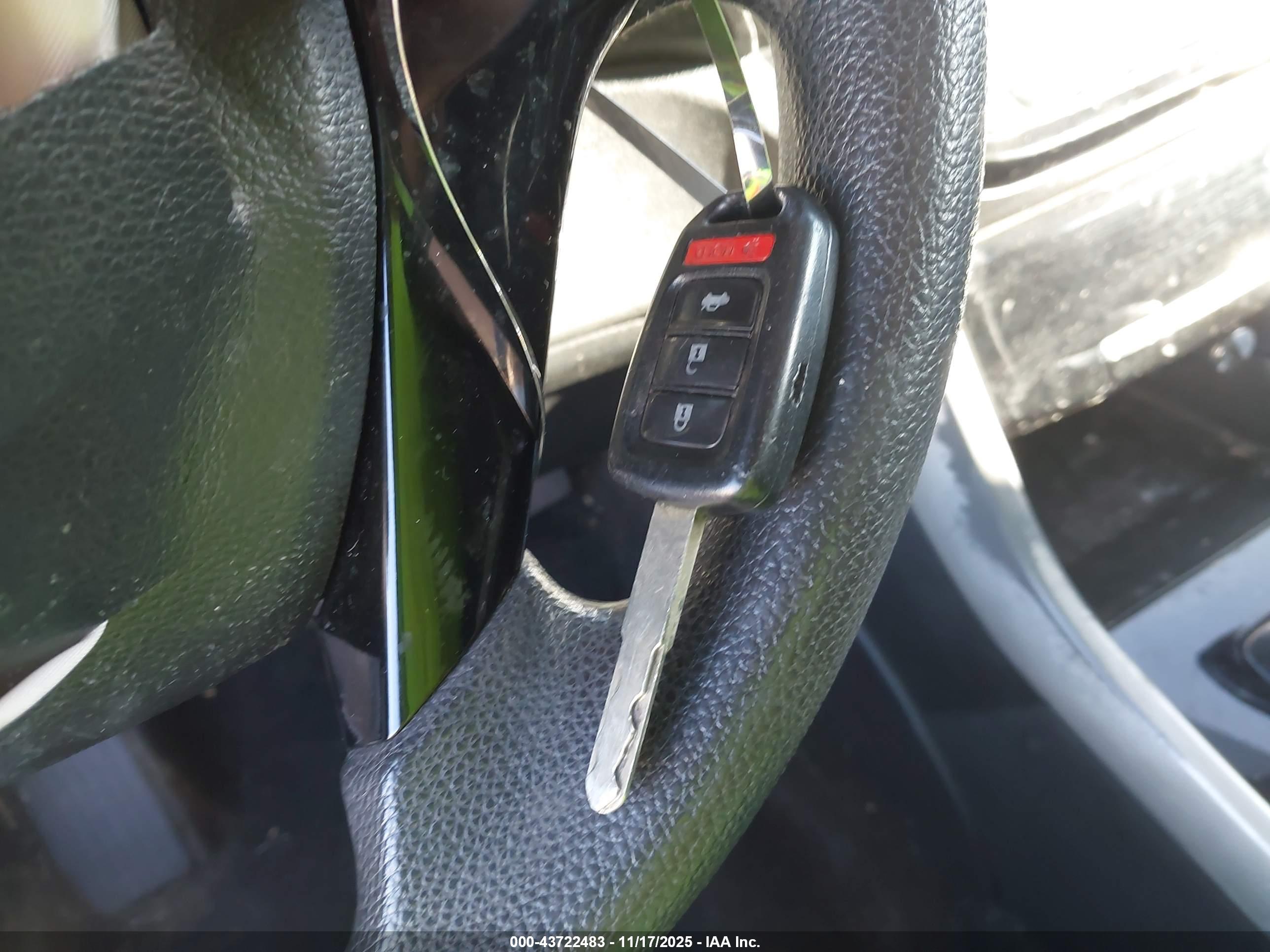 HONDA ACCORD image 11