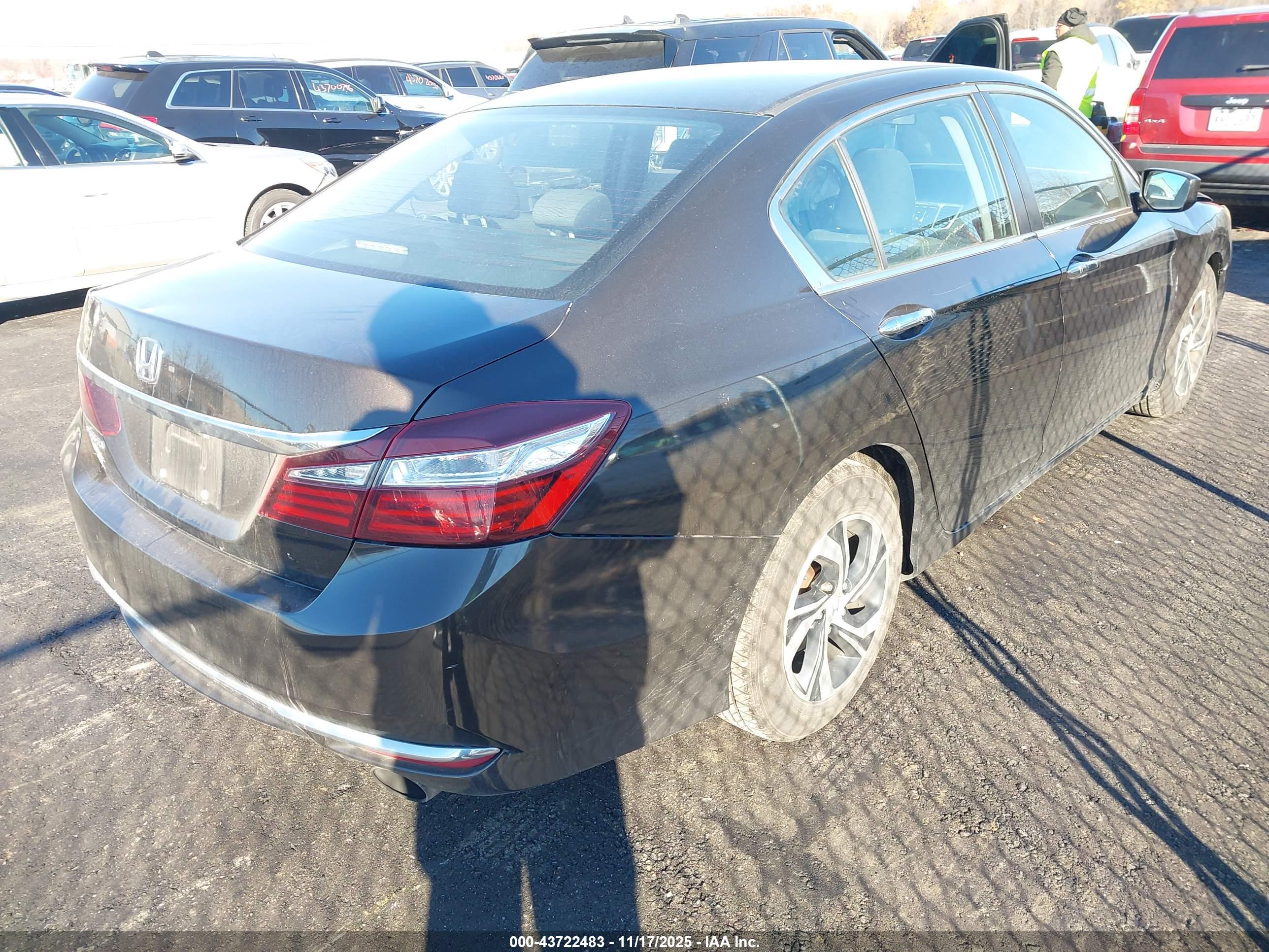 HONDA ACCORD image 4