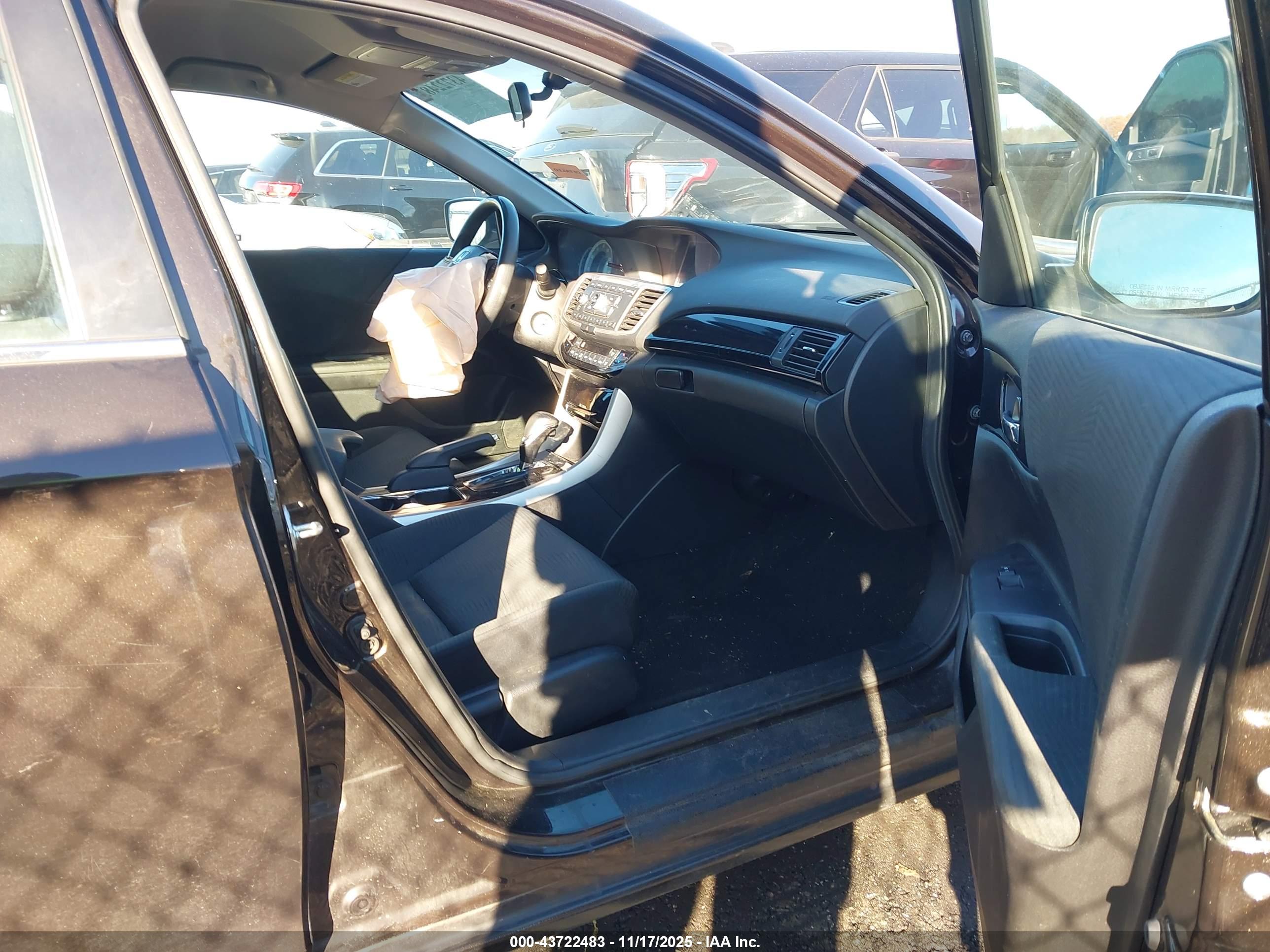HONDA ACCORD image 5