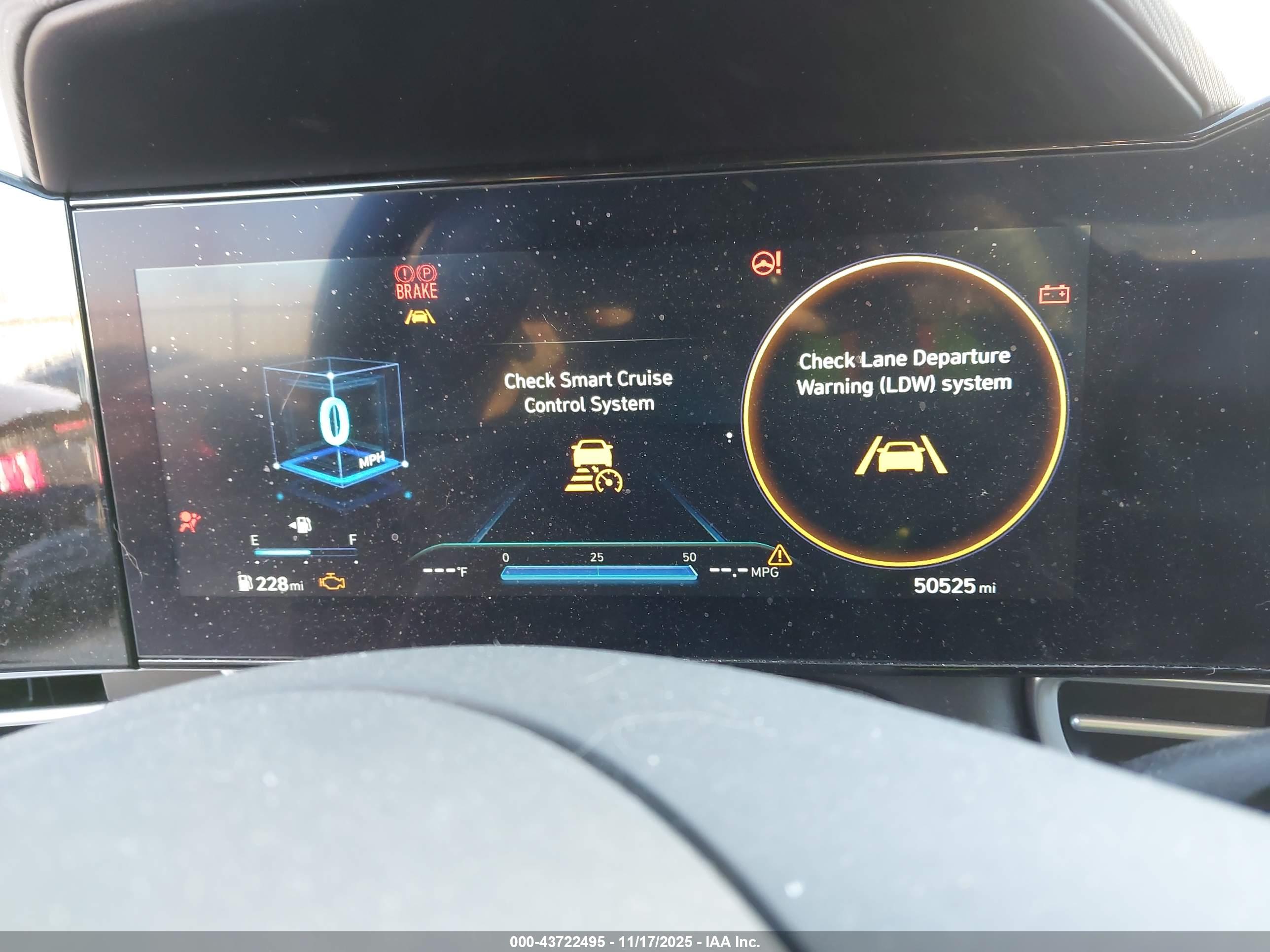 HYUNDAI ELANTRA image 7