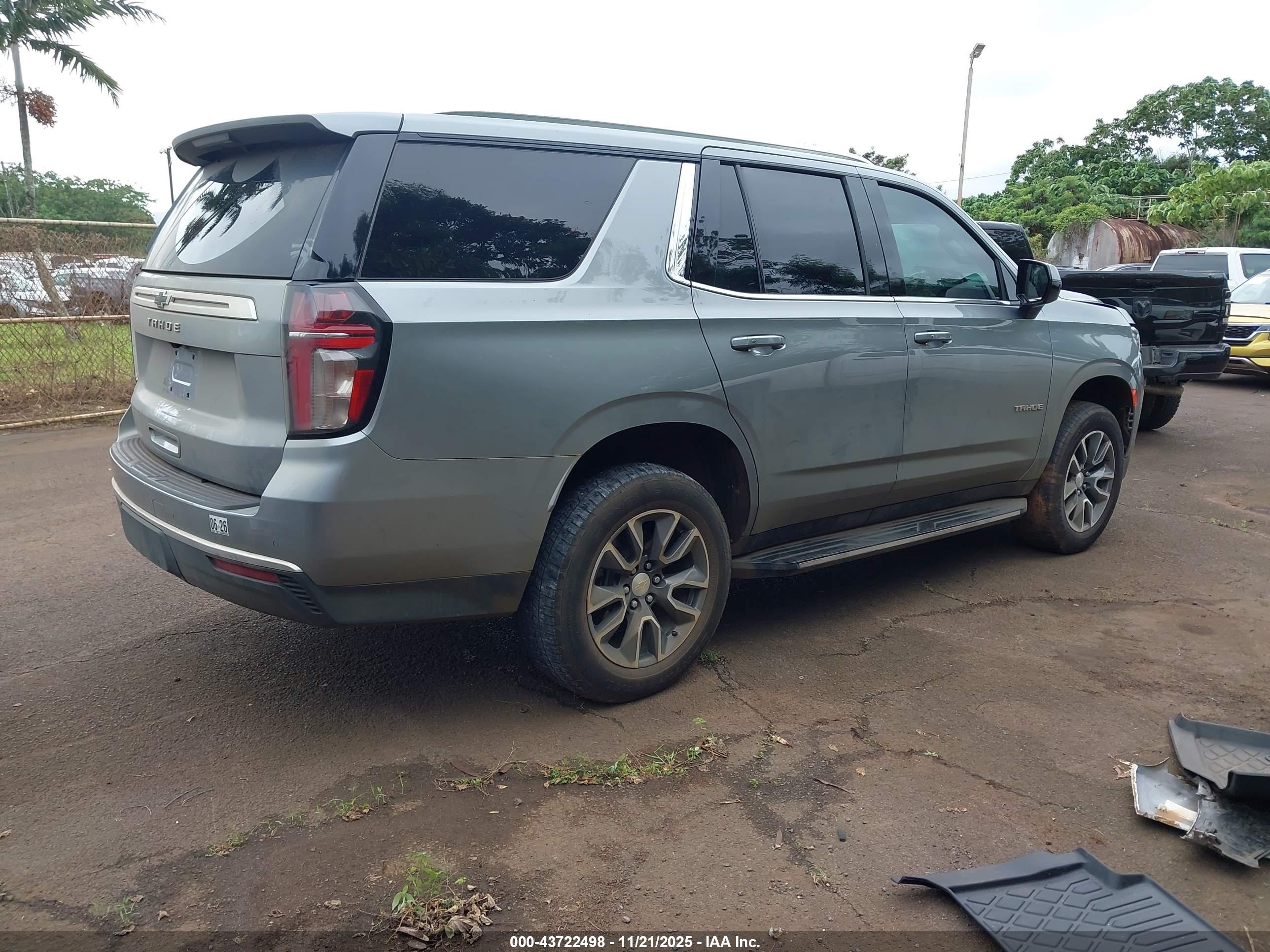CHEVROLET TAHOE image 4
