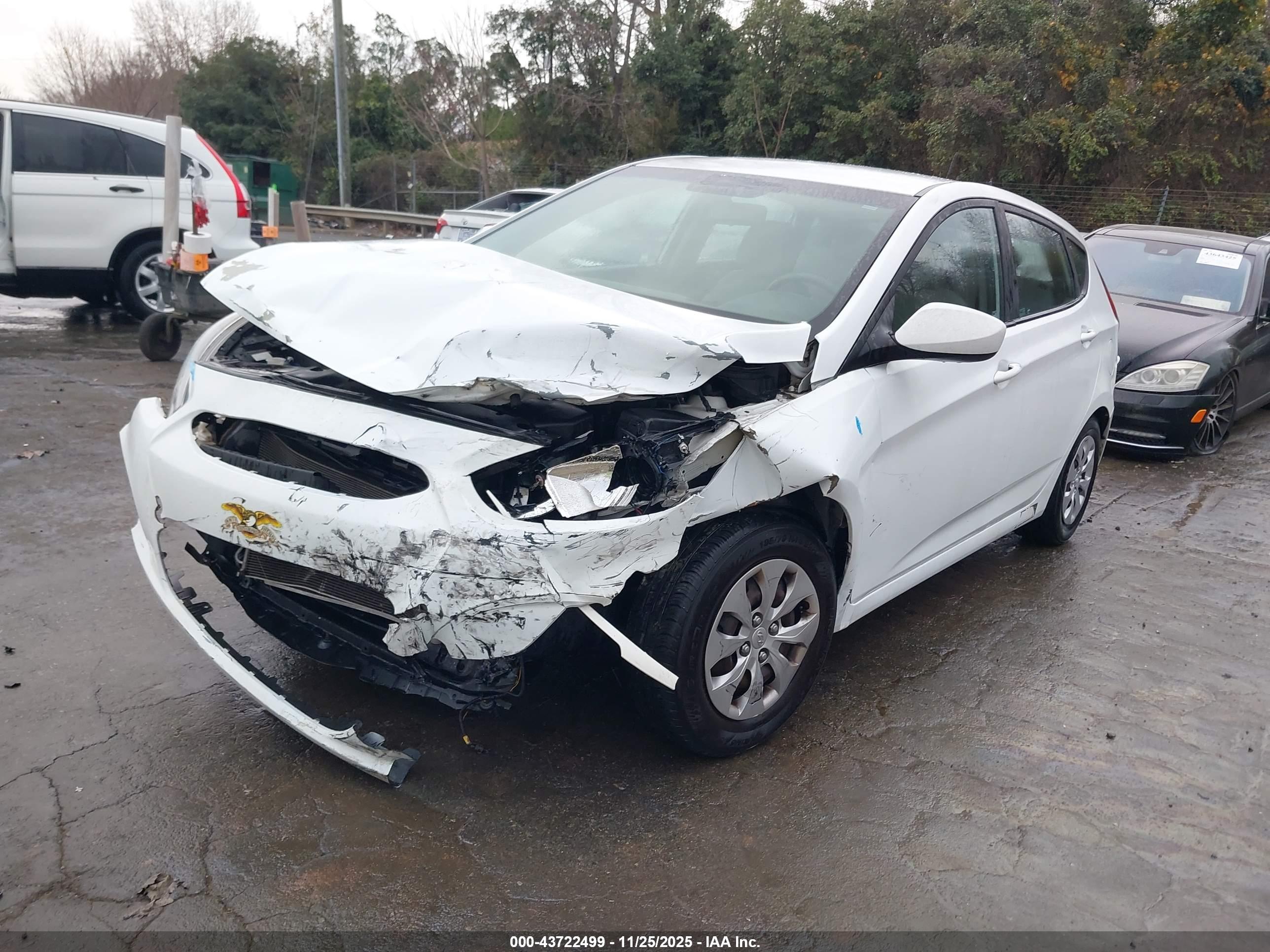 HYUNDAI ACCENT image 2