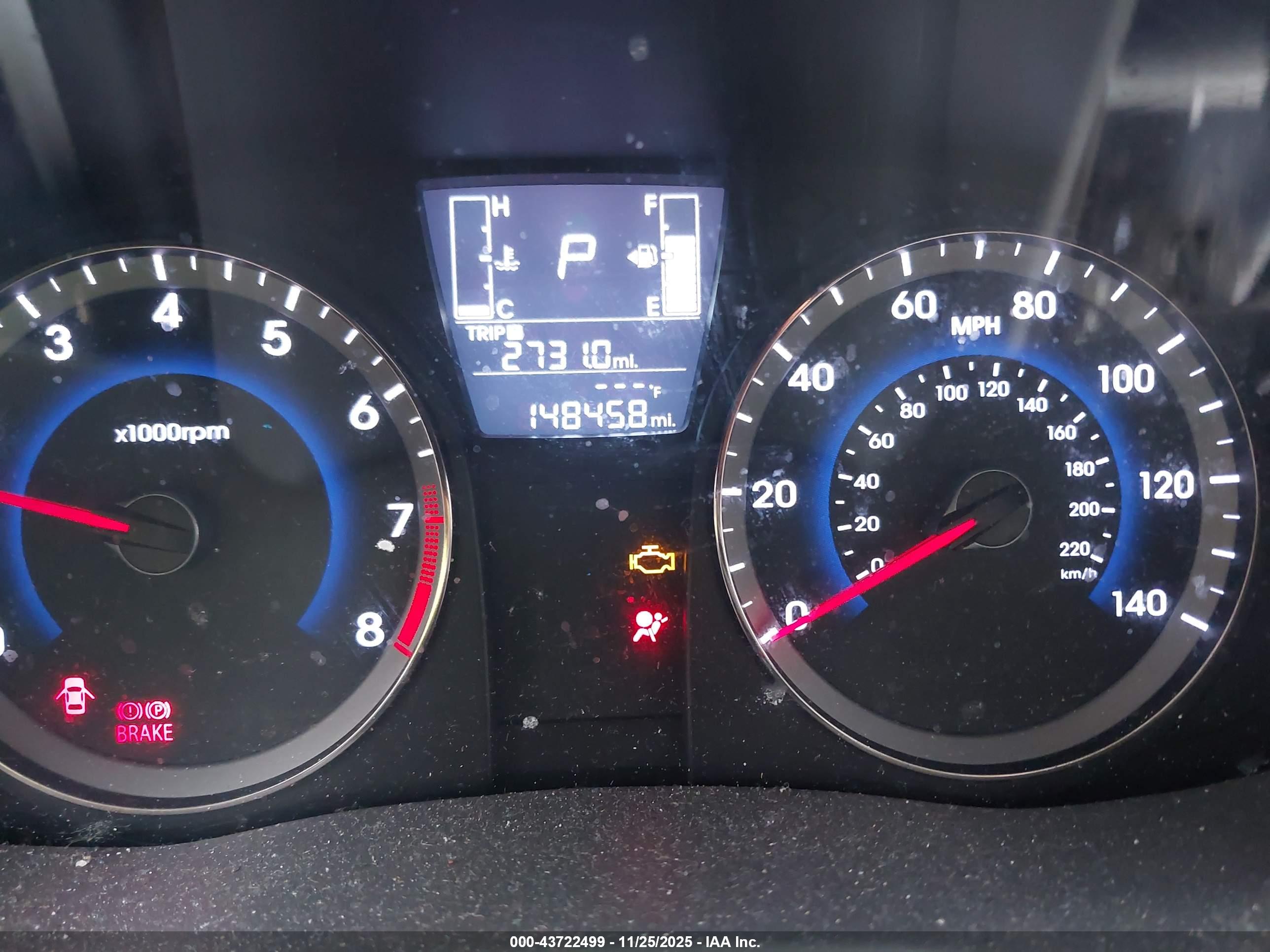 HYUNDAI ACCENT image 7