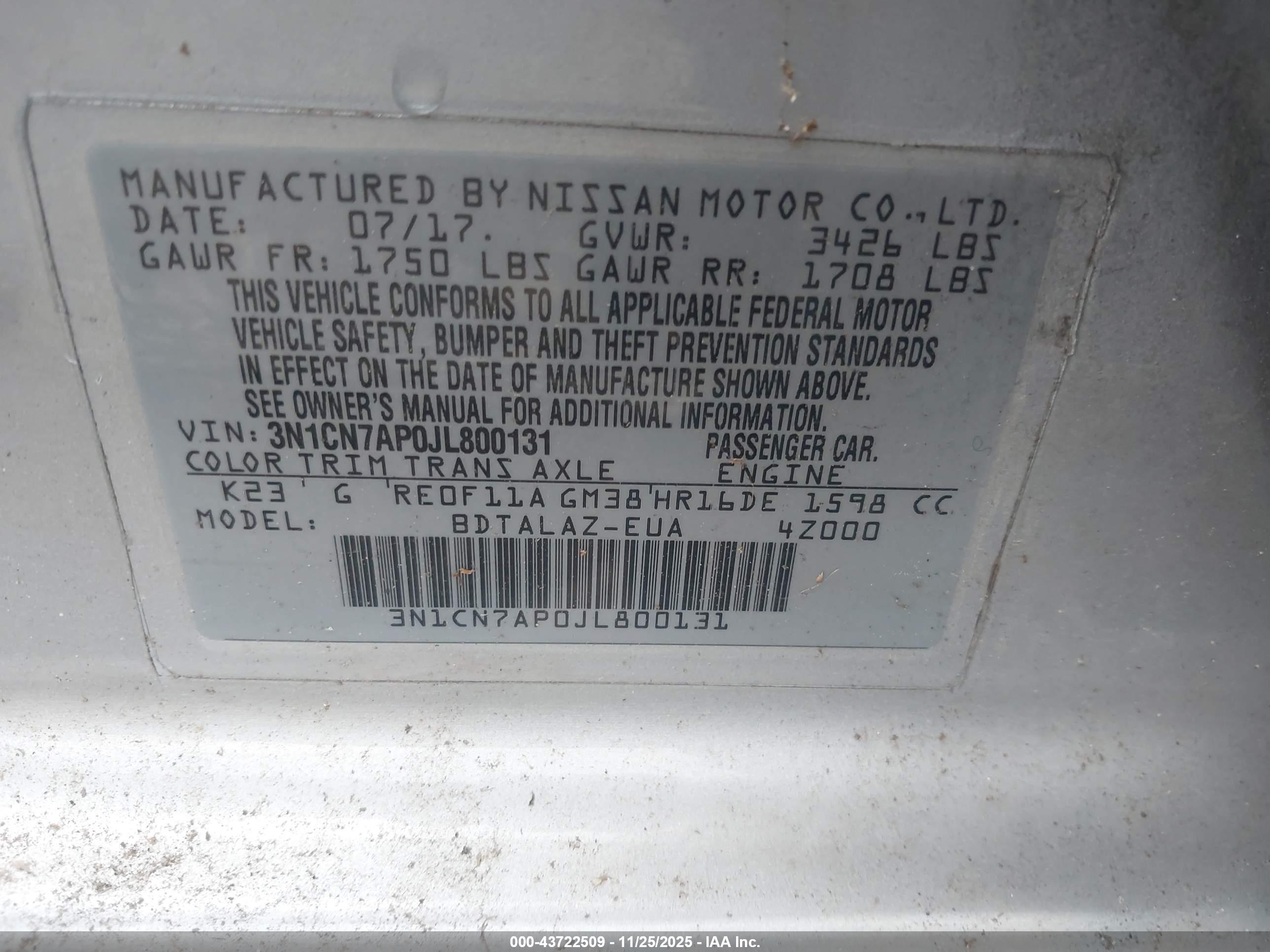 NISSAN VERSA image 9
