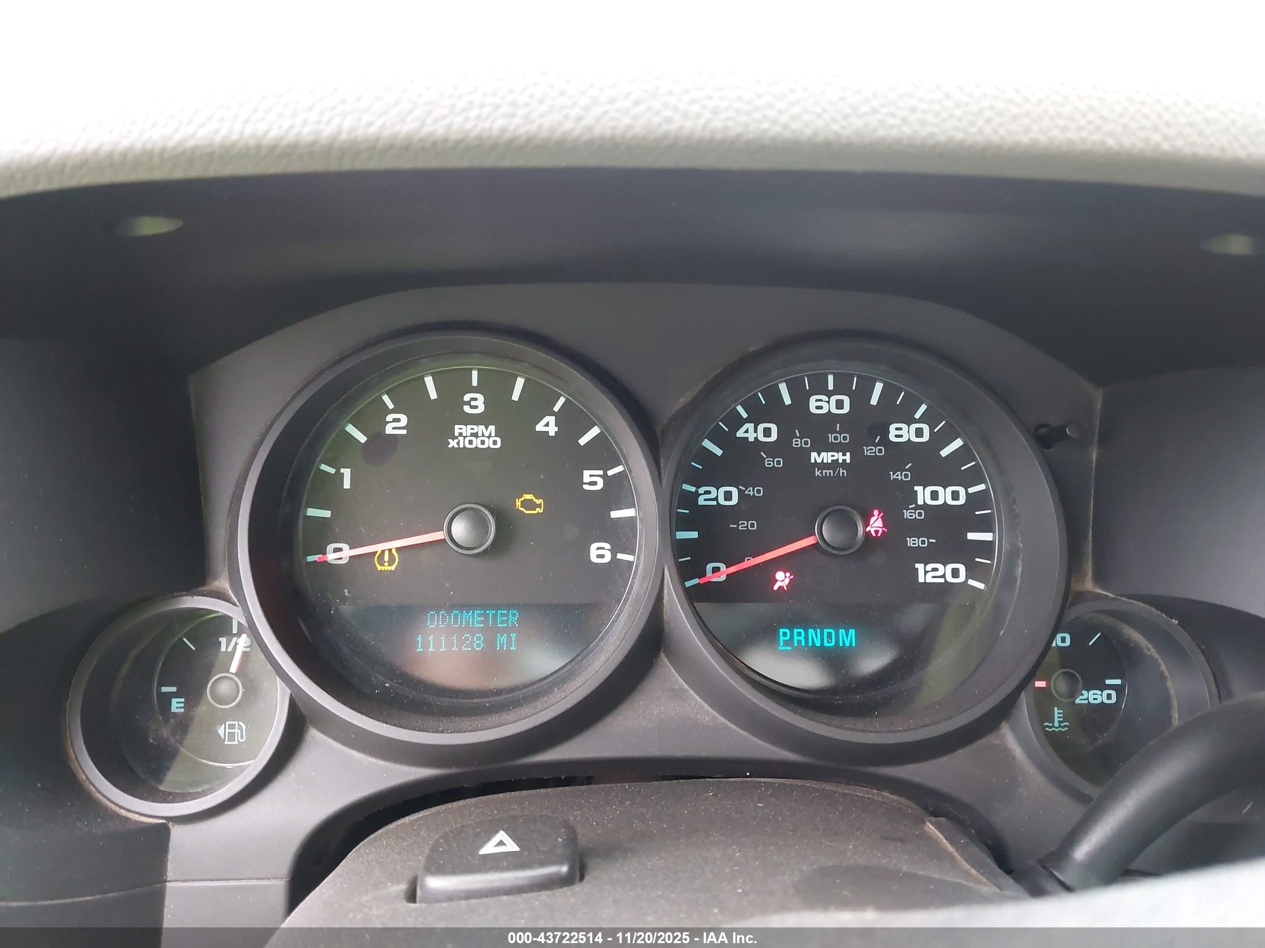 CHEVROLET SILVERADO image 7