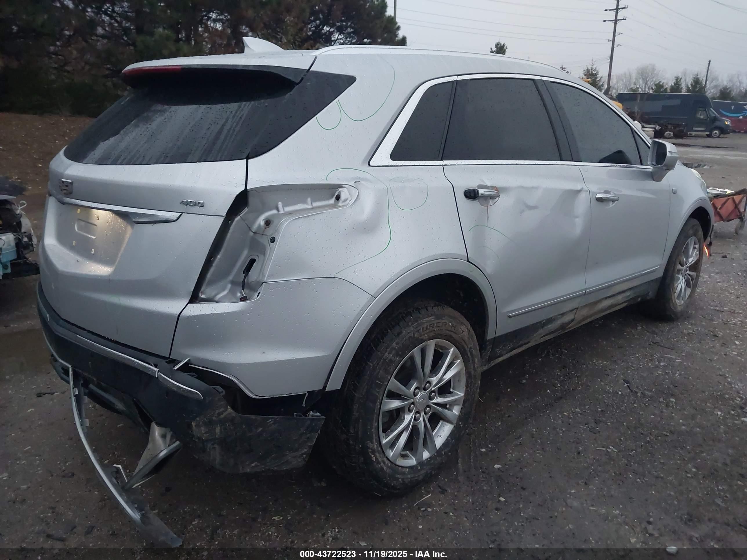 CADILLAC XT5 image 4