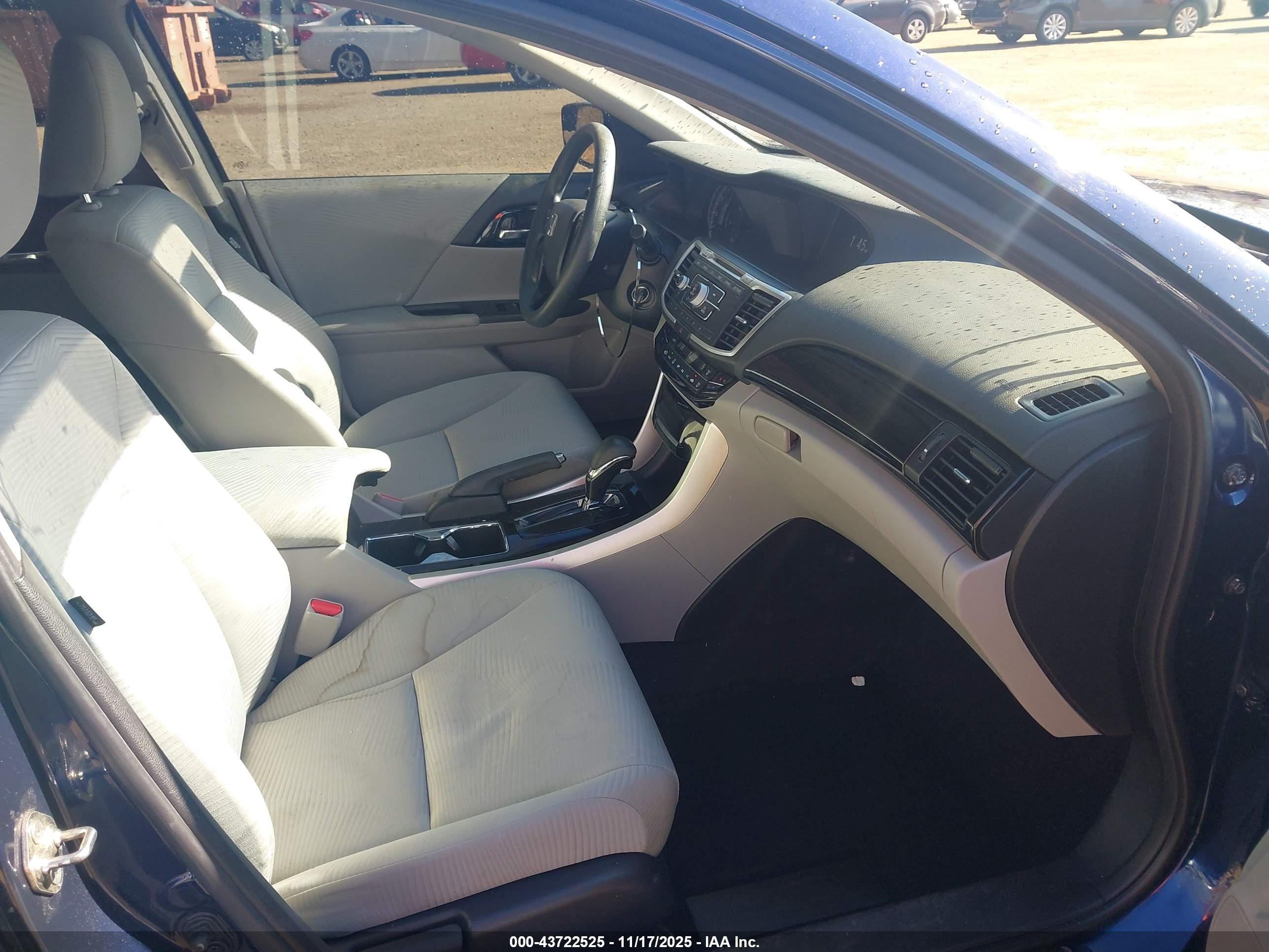 HONDA ACCORD image 5