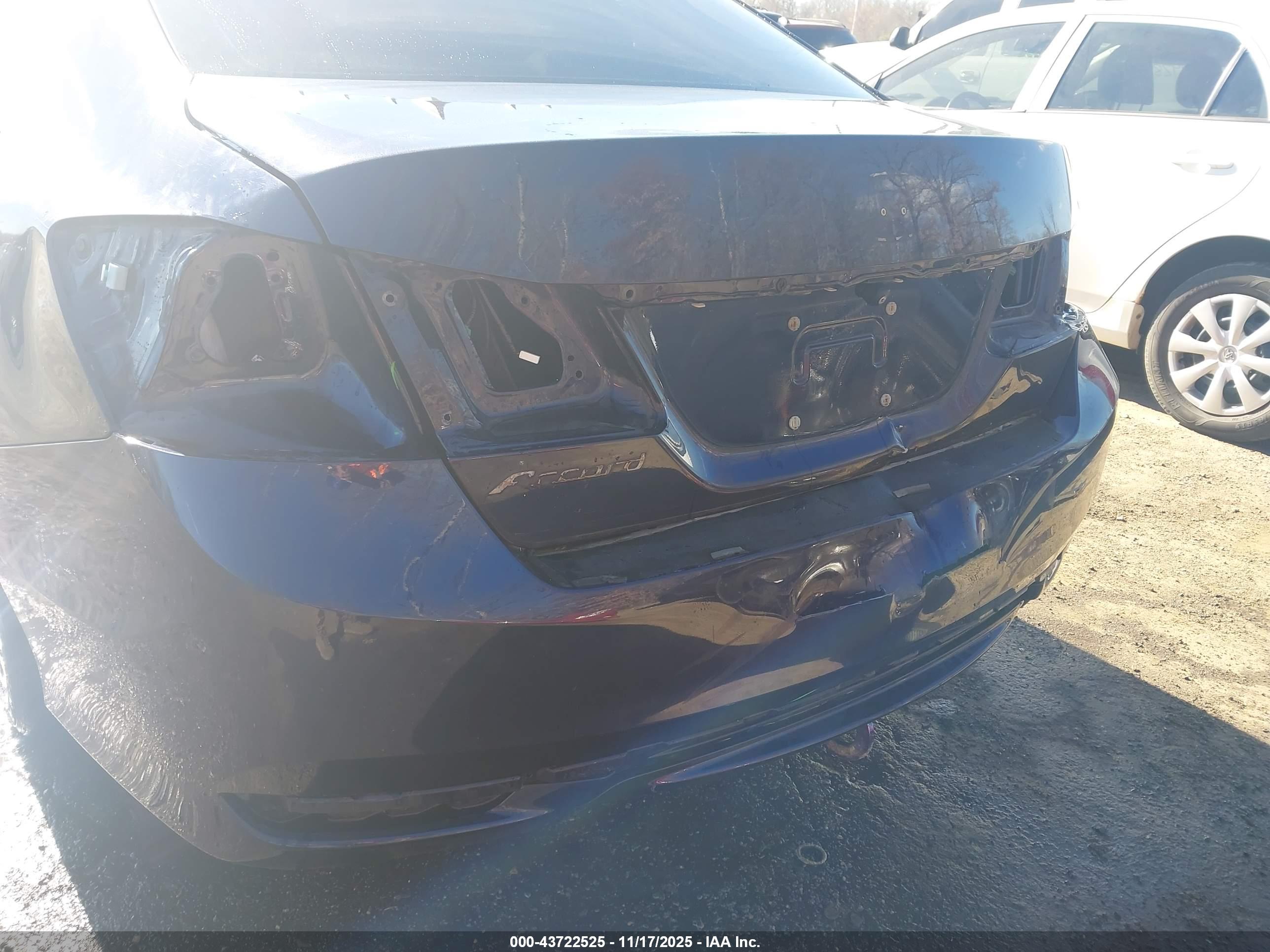 HONDA ACCORD image 6