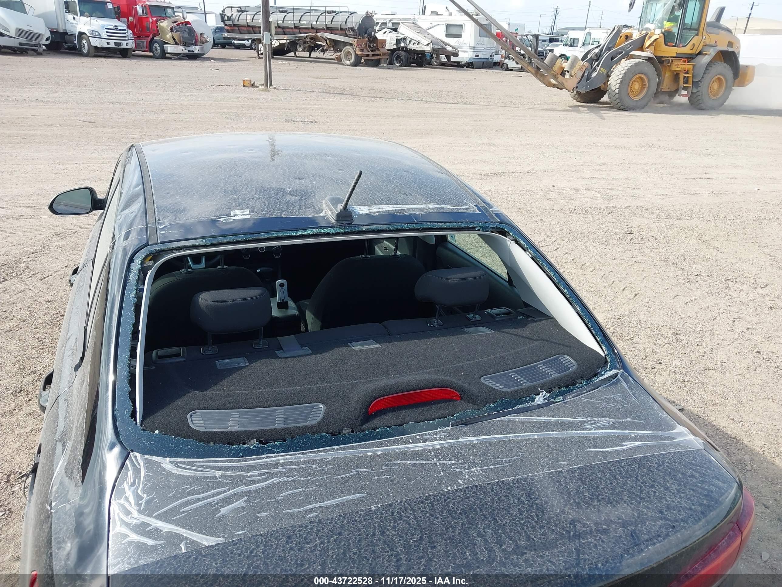 KIA RIO image 6