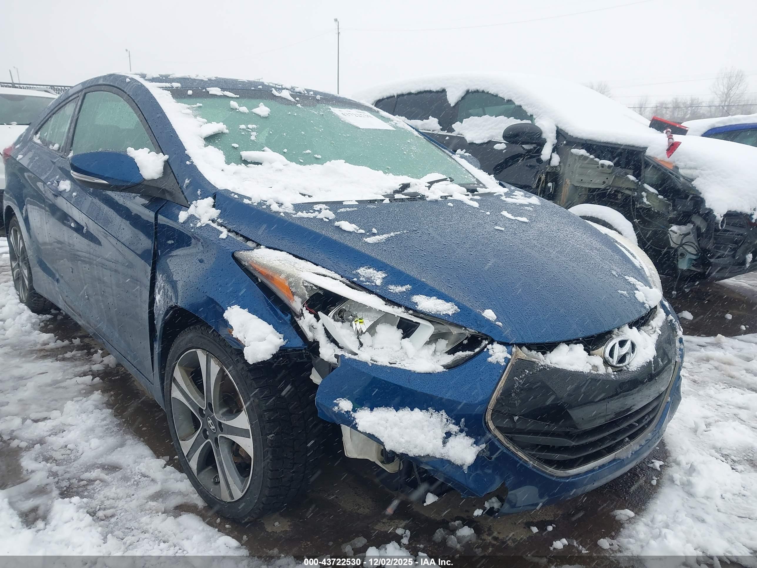 HYUNDAI ELANTRA image 6