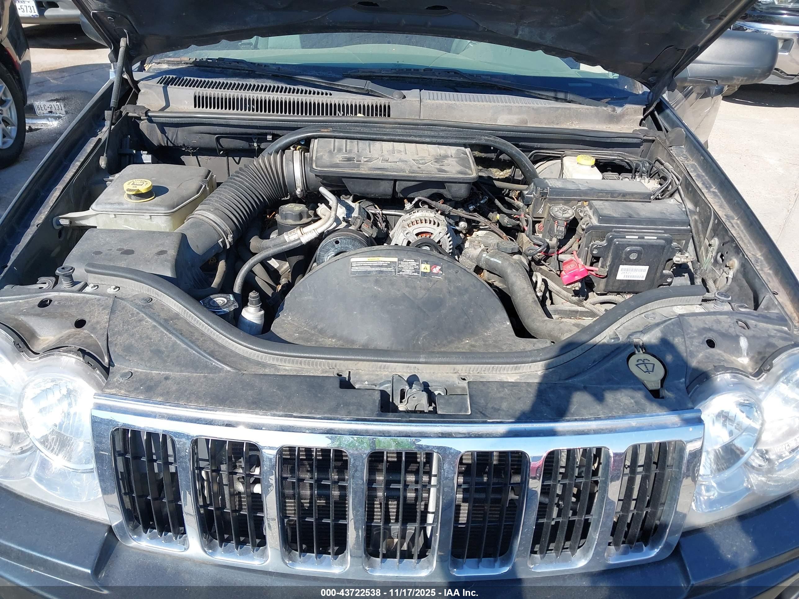 JEEP GRAND image 10