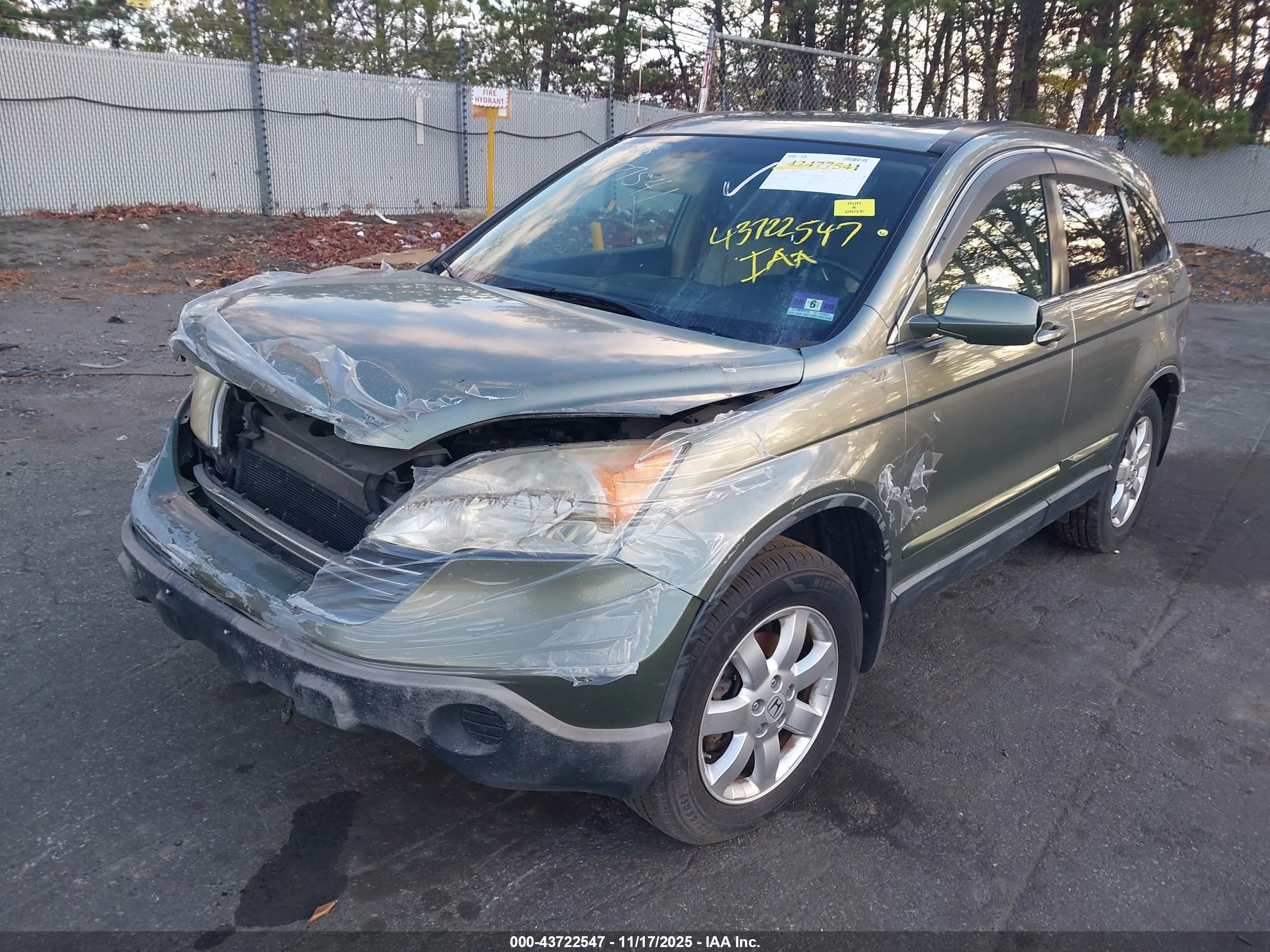 HONDA CR-V image 2