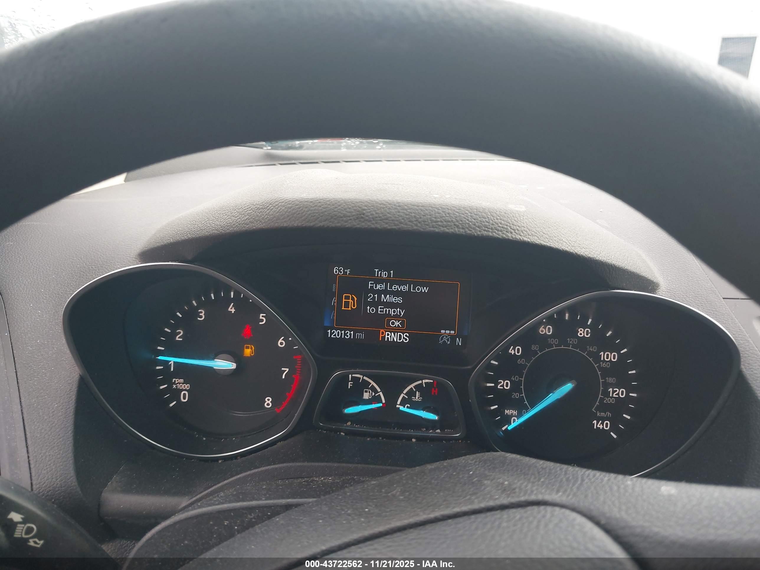 FORD ESCAPE image 7