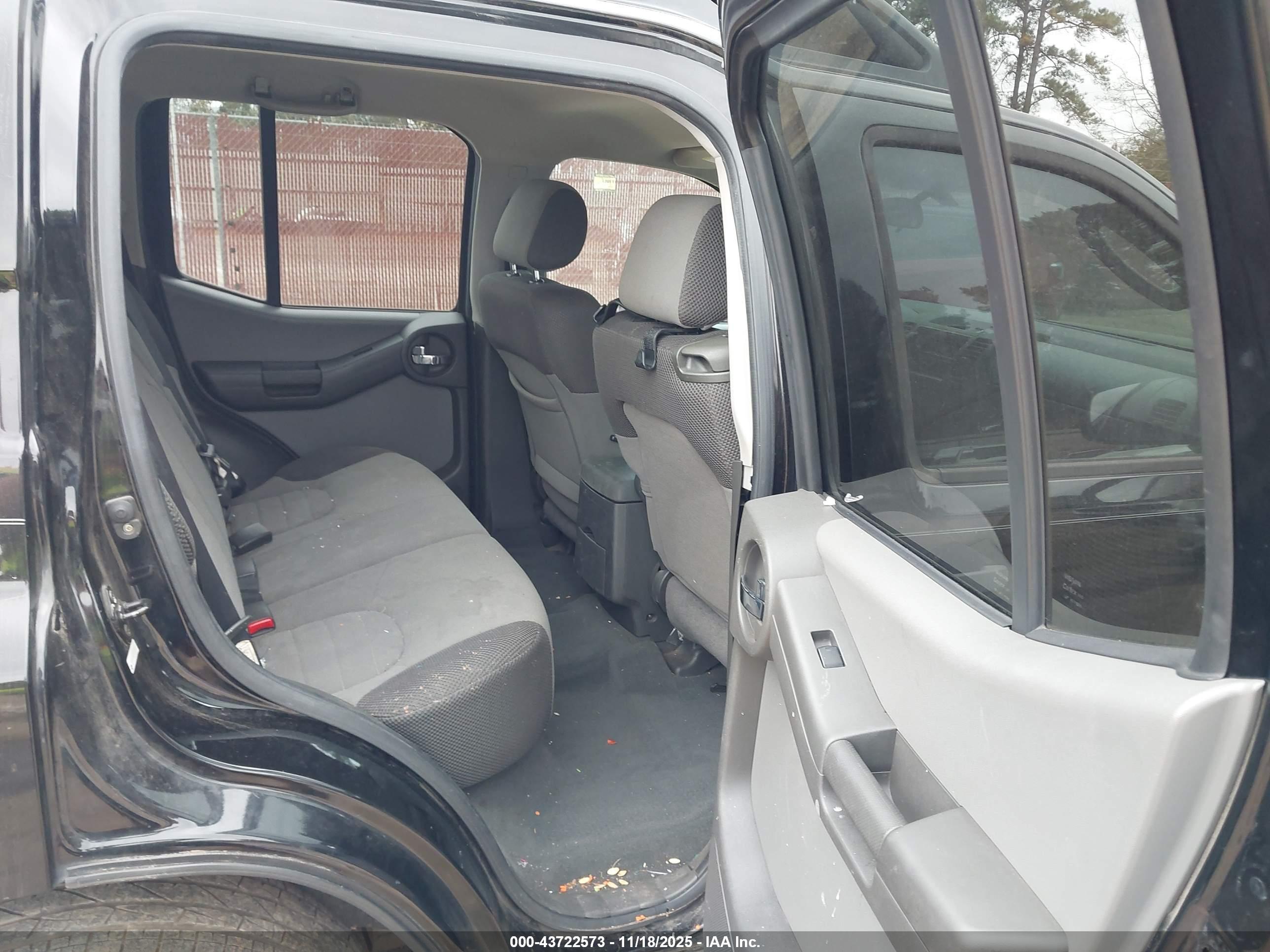 NISSAN XTERRA image 8