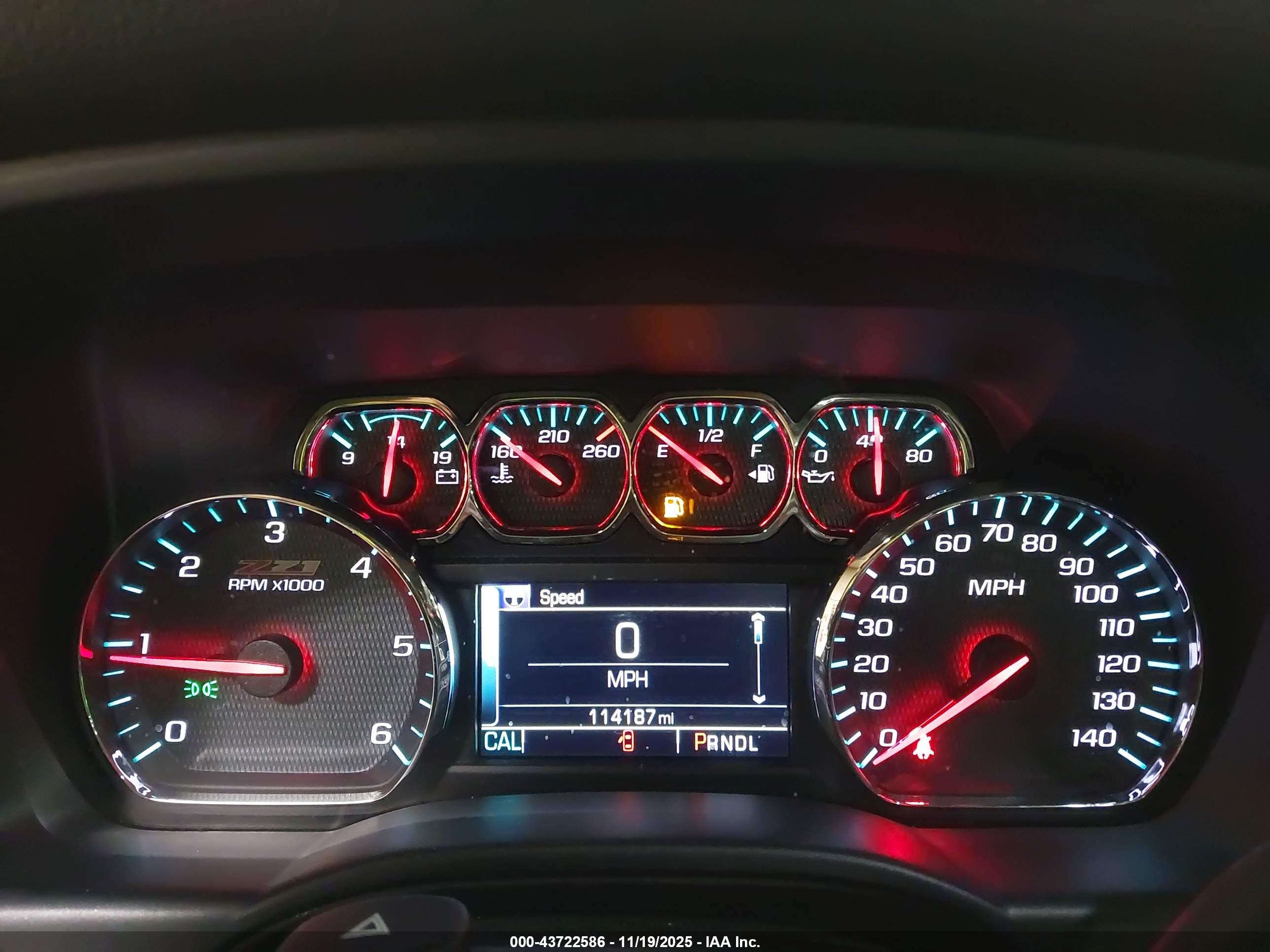 CHEVROLET SILVERADO image 7